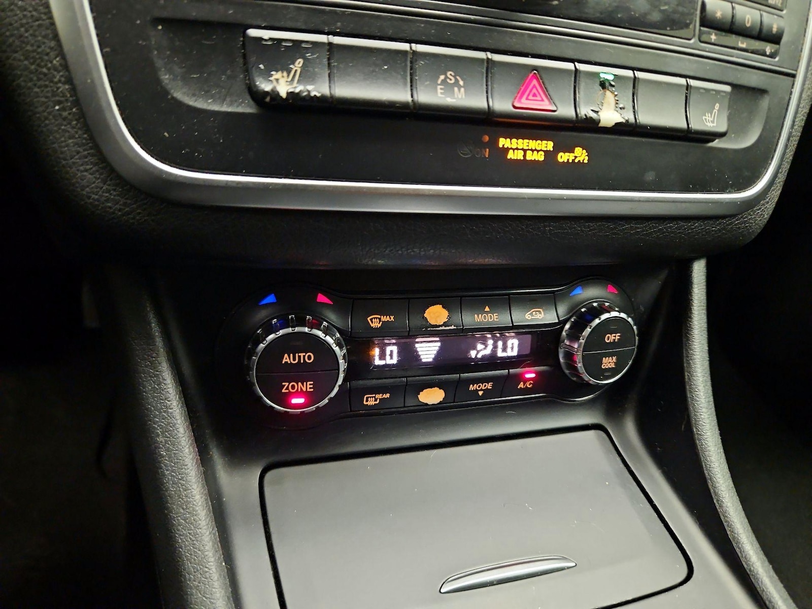 2015 Mercedes-Benz GLA-Class GLA250 - Photo 15