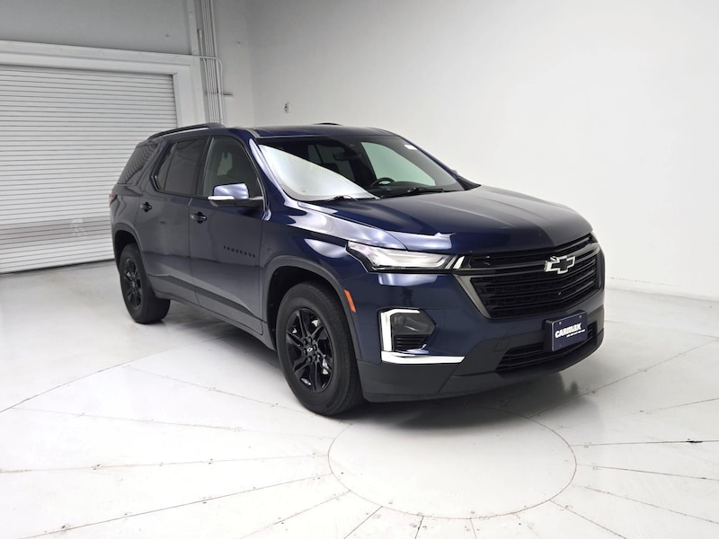 2022 Chevrolet Traverse LT Leather