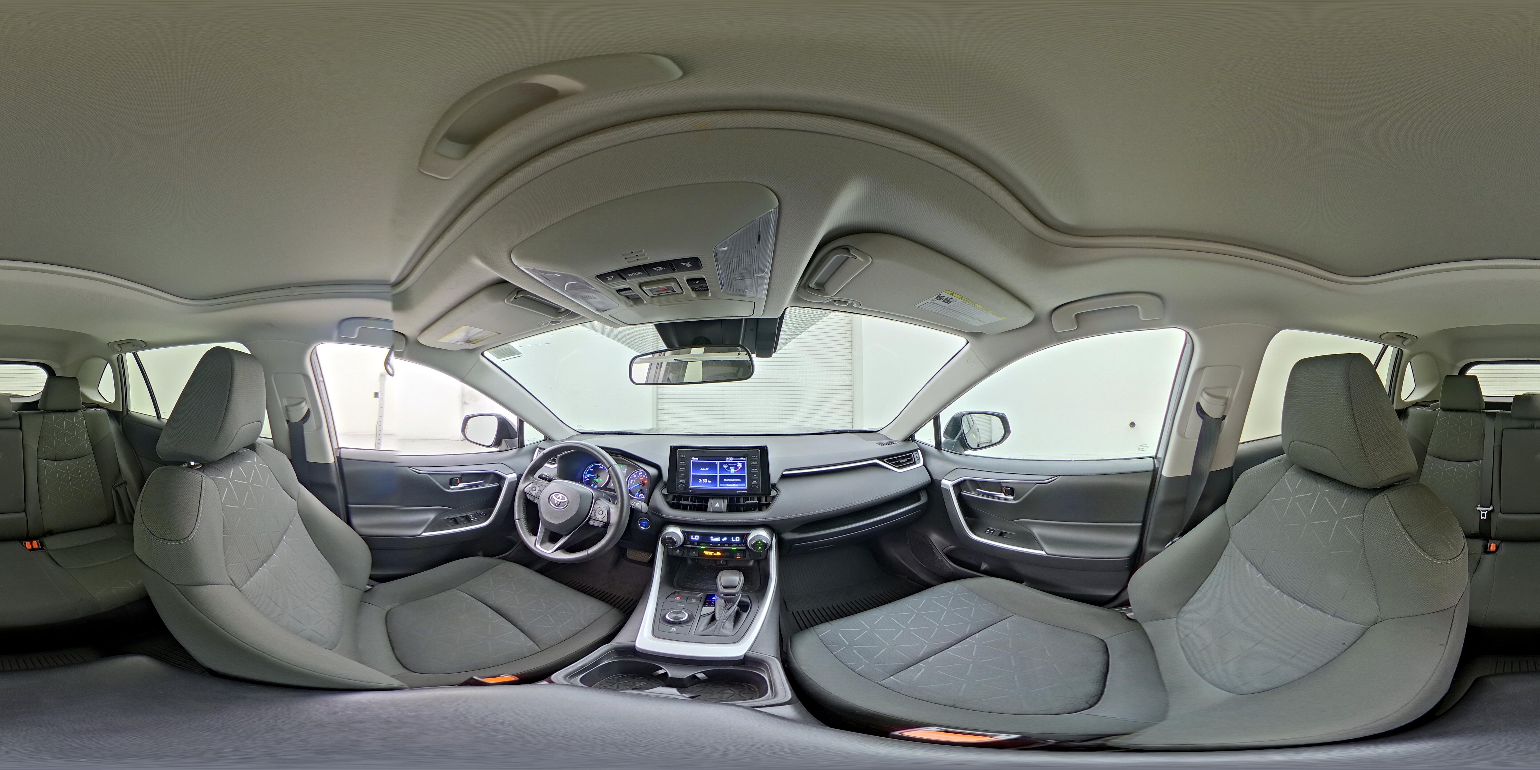 2021 Toyota RAV4 XLE - Photo 25