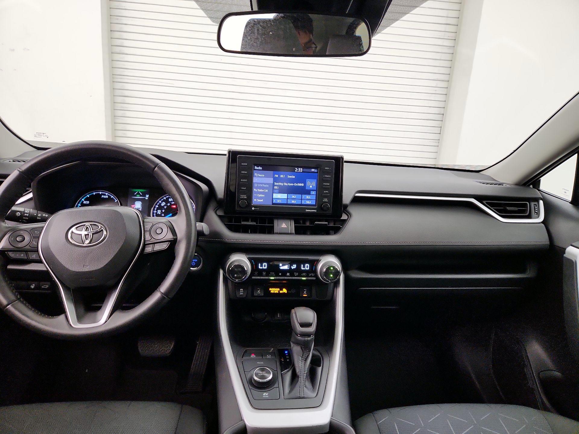 Thumbnail: 2021 Toyota RAV4 - 9