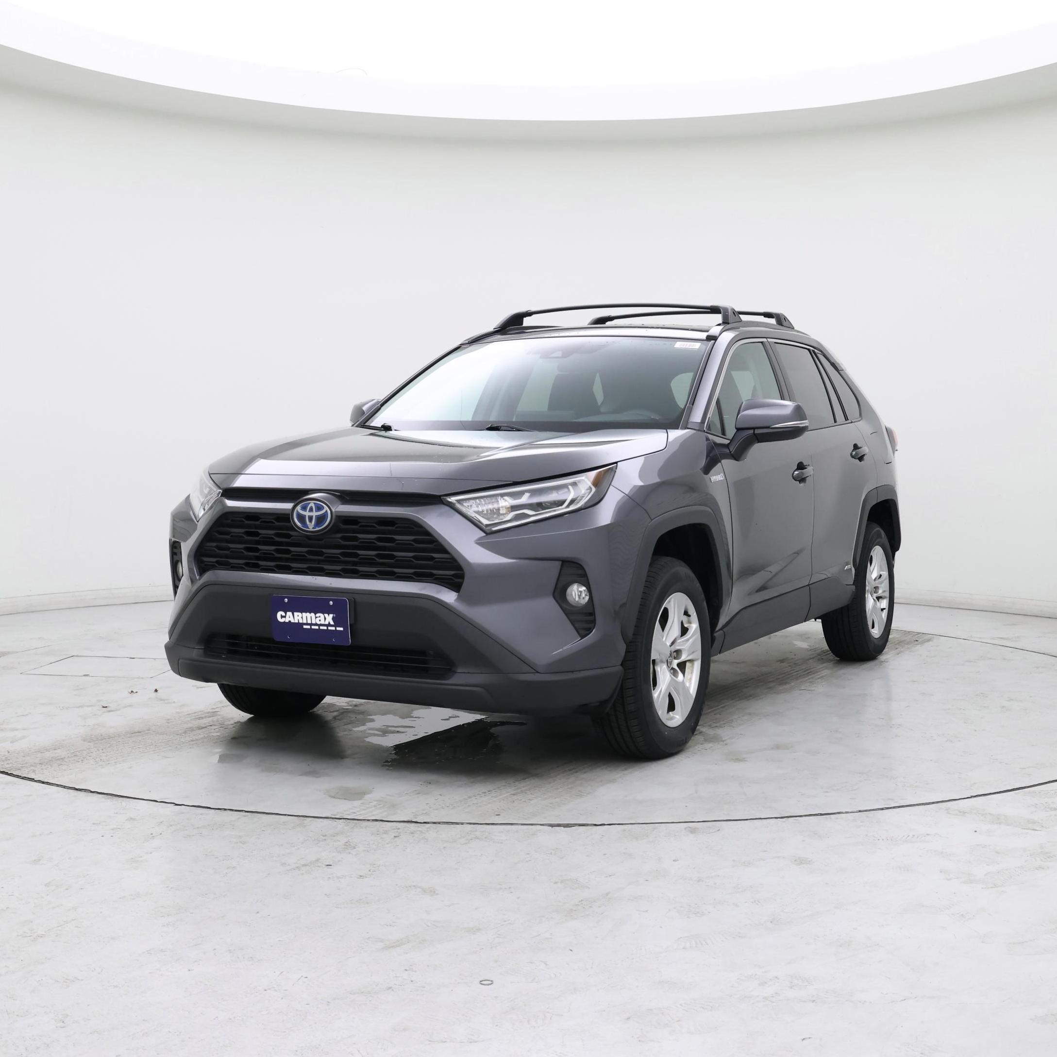 Thumbnail: 2021 Toyota RAV4 - 4