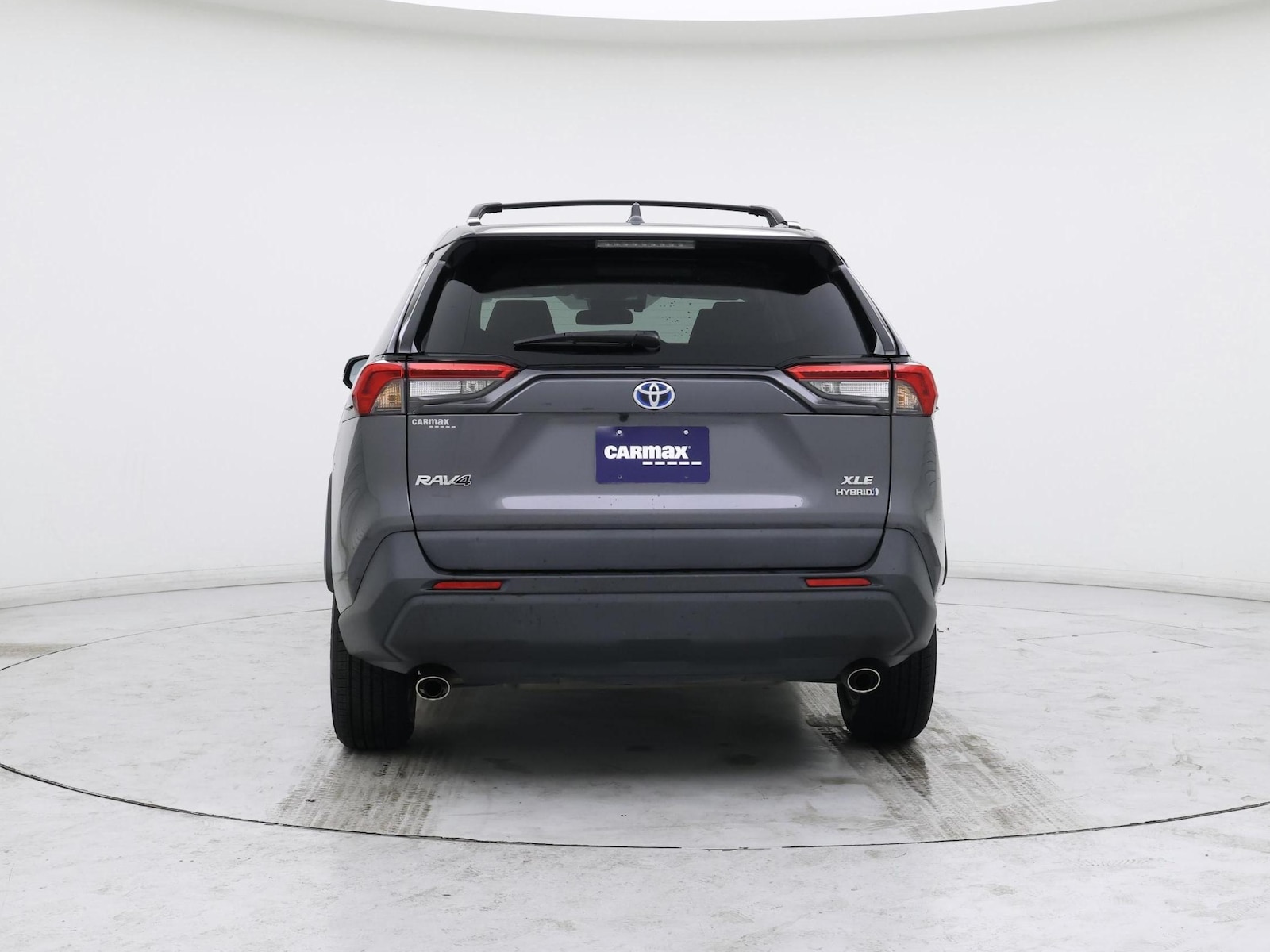 2021 Toyota RAV4 XLE - Photo 7