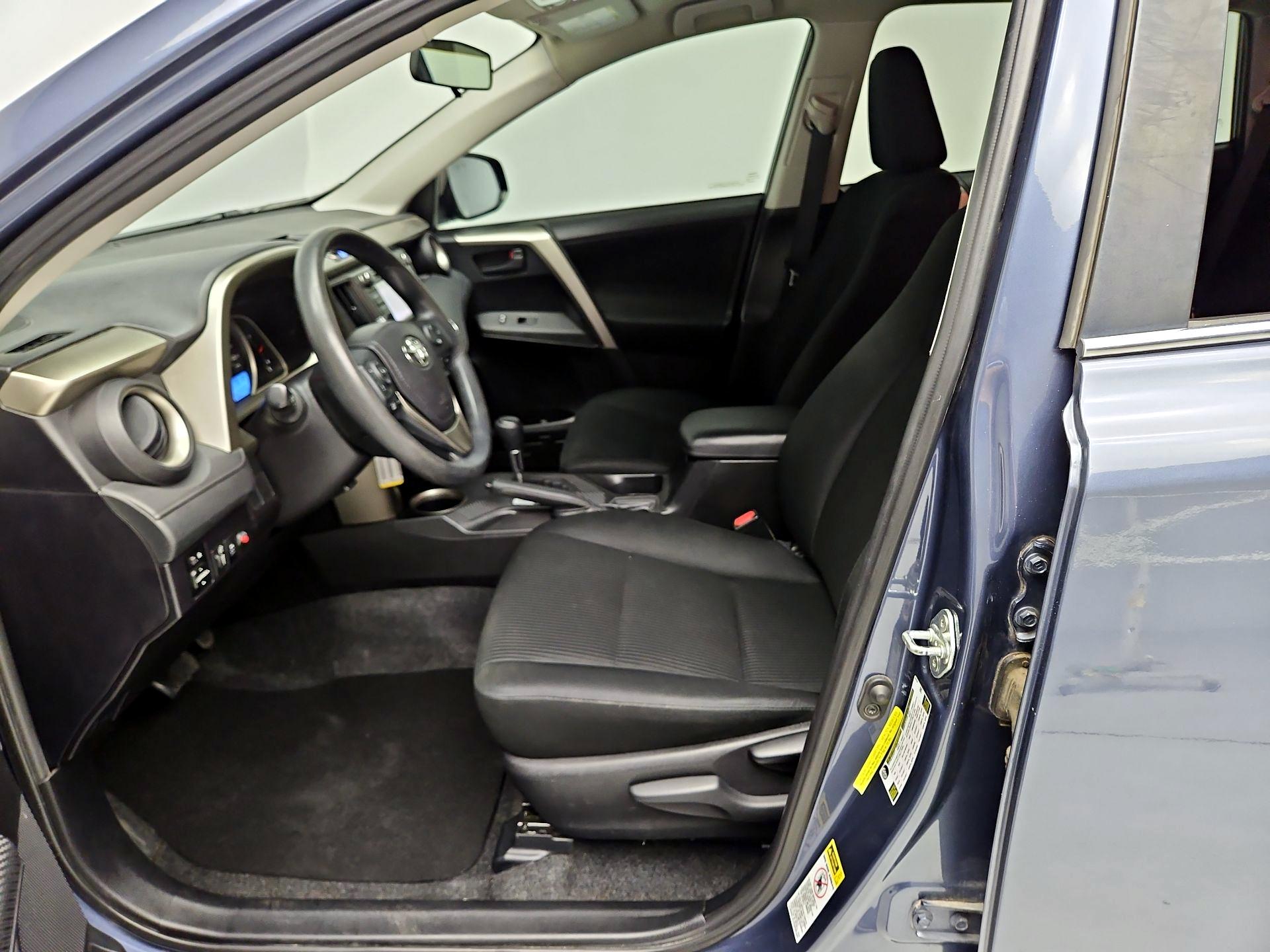 Thumbnail: 2014 Toyota RAV4 - 11