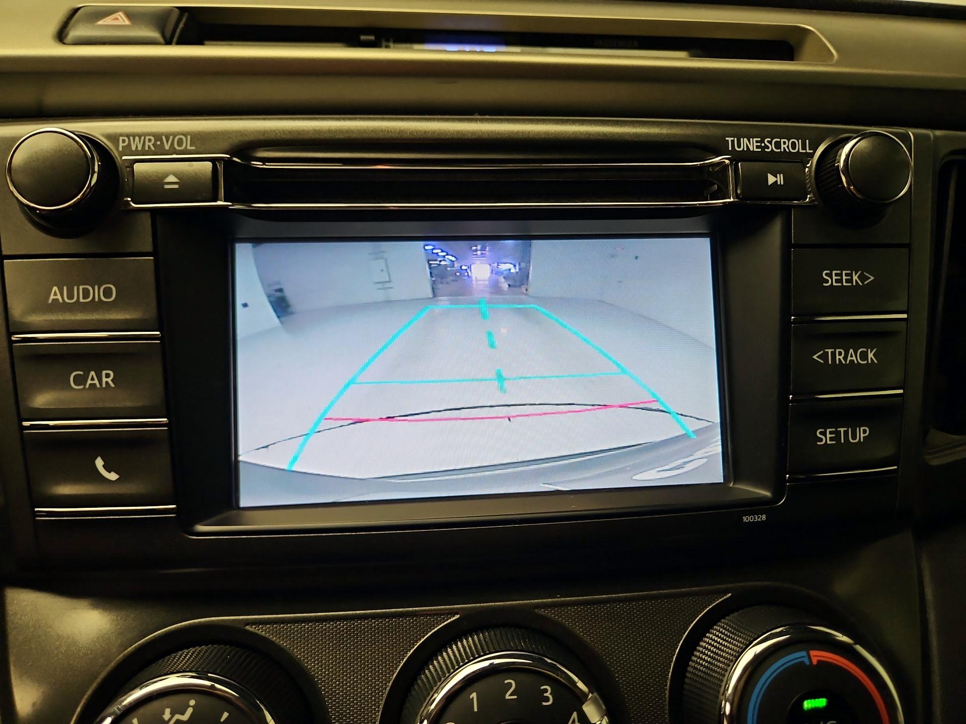 Thumbnail: 2014 Toyota RAV4 - 14