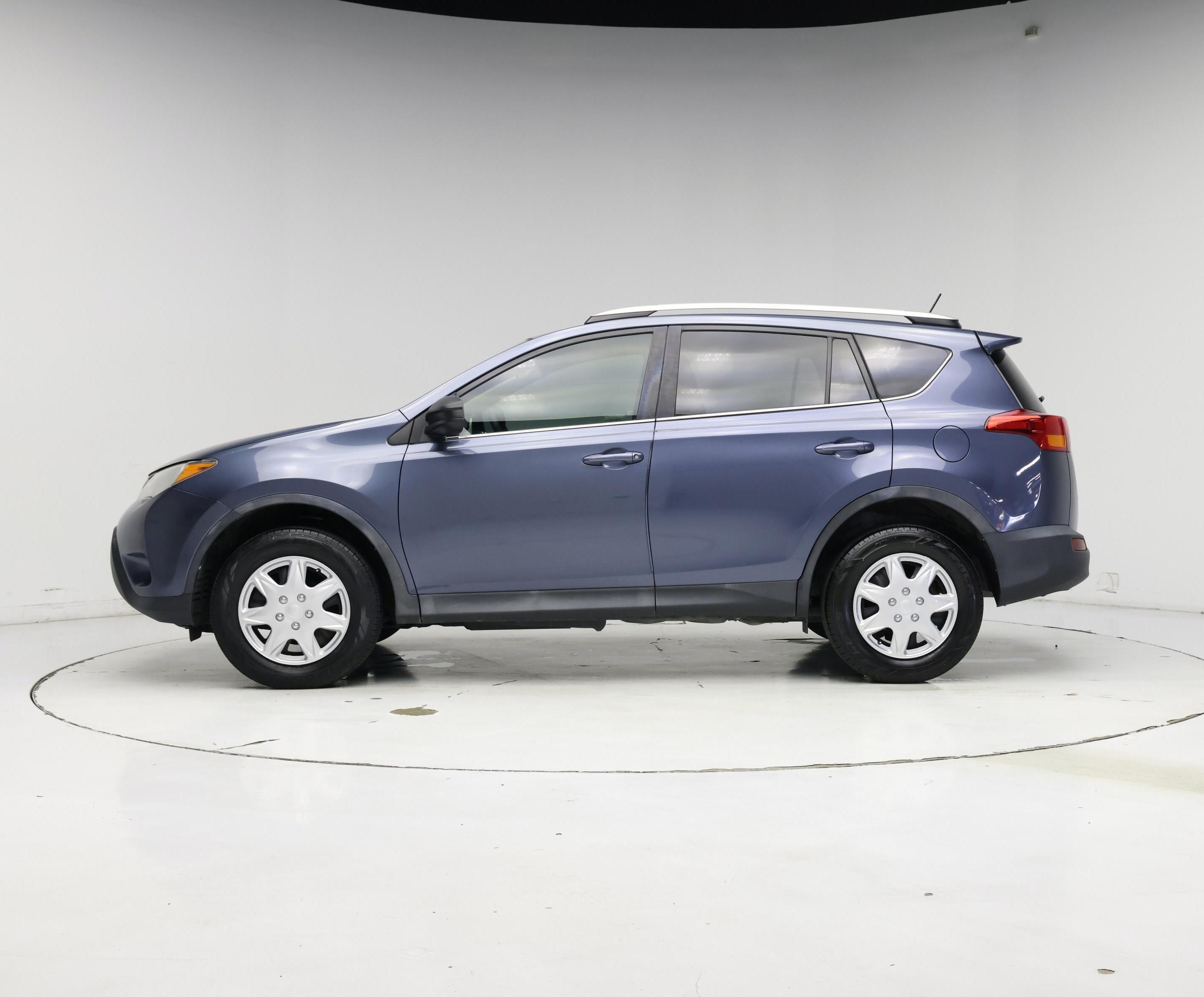 Thumbnail: 2014 Toyota RAV4 - 3