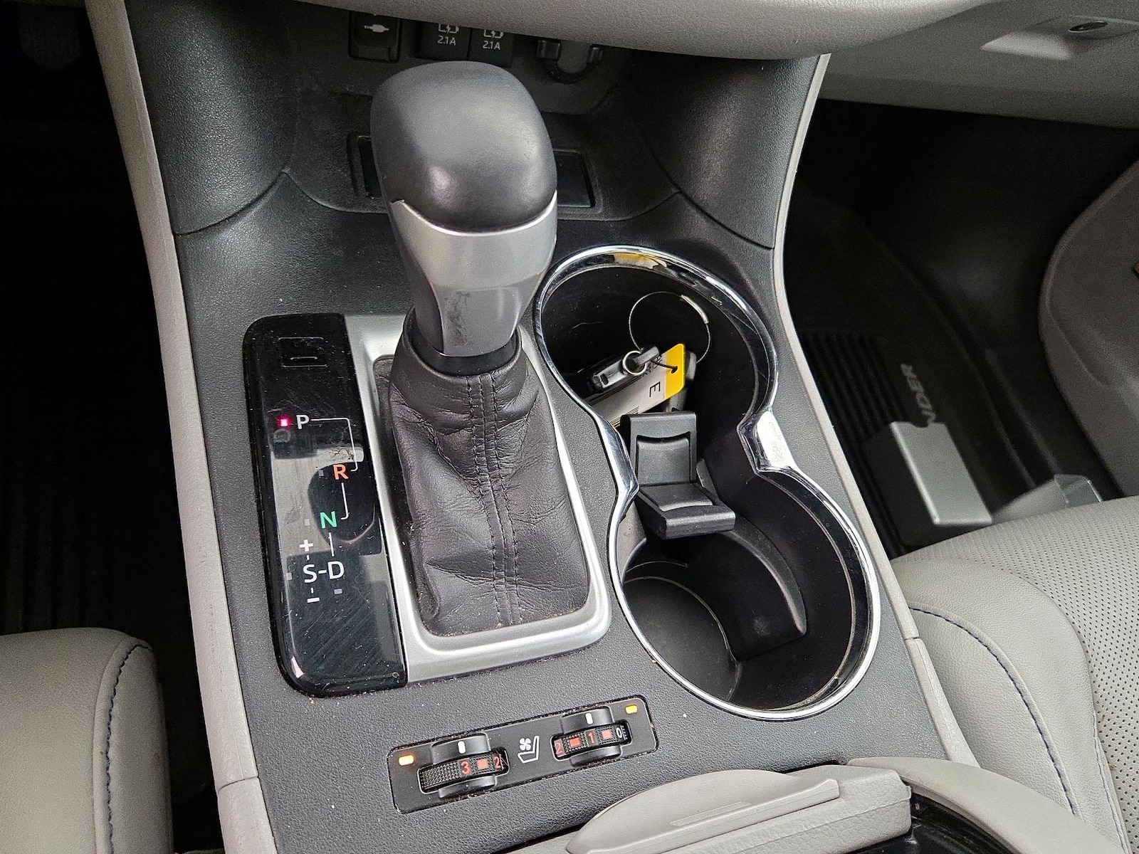 2017 Toyota Highlander Limited - Photo 19