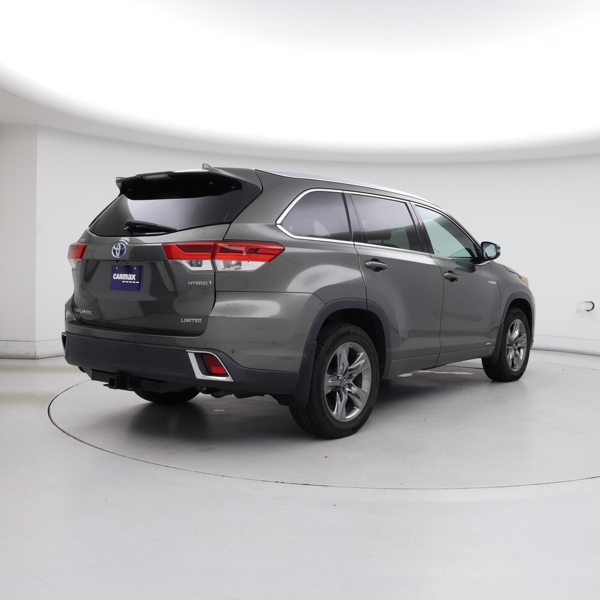 Thumbnail: 2017 Toyota Highlander - 8