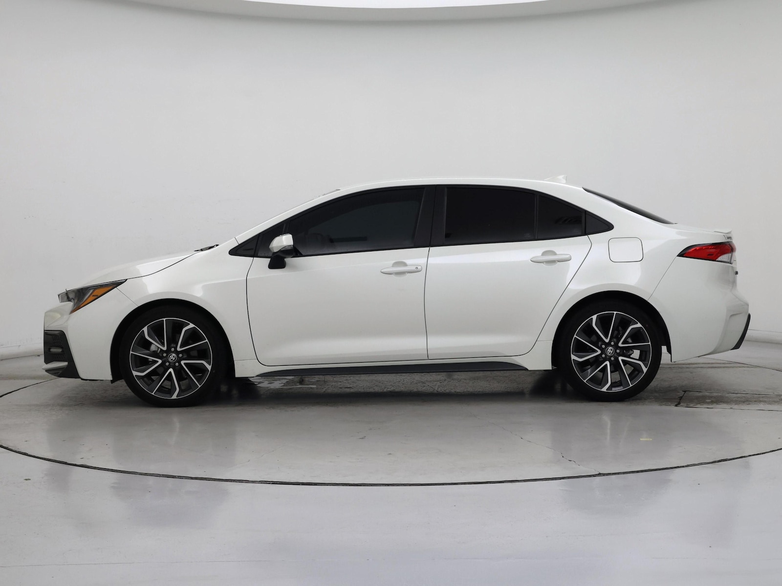 2020 Toyota Corolla SE - Photo 4