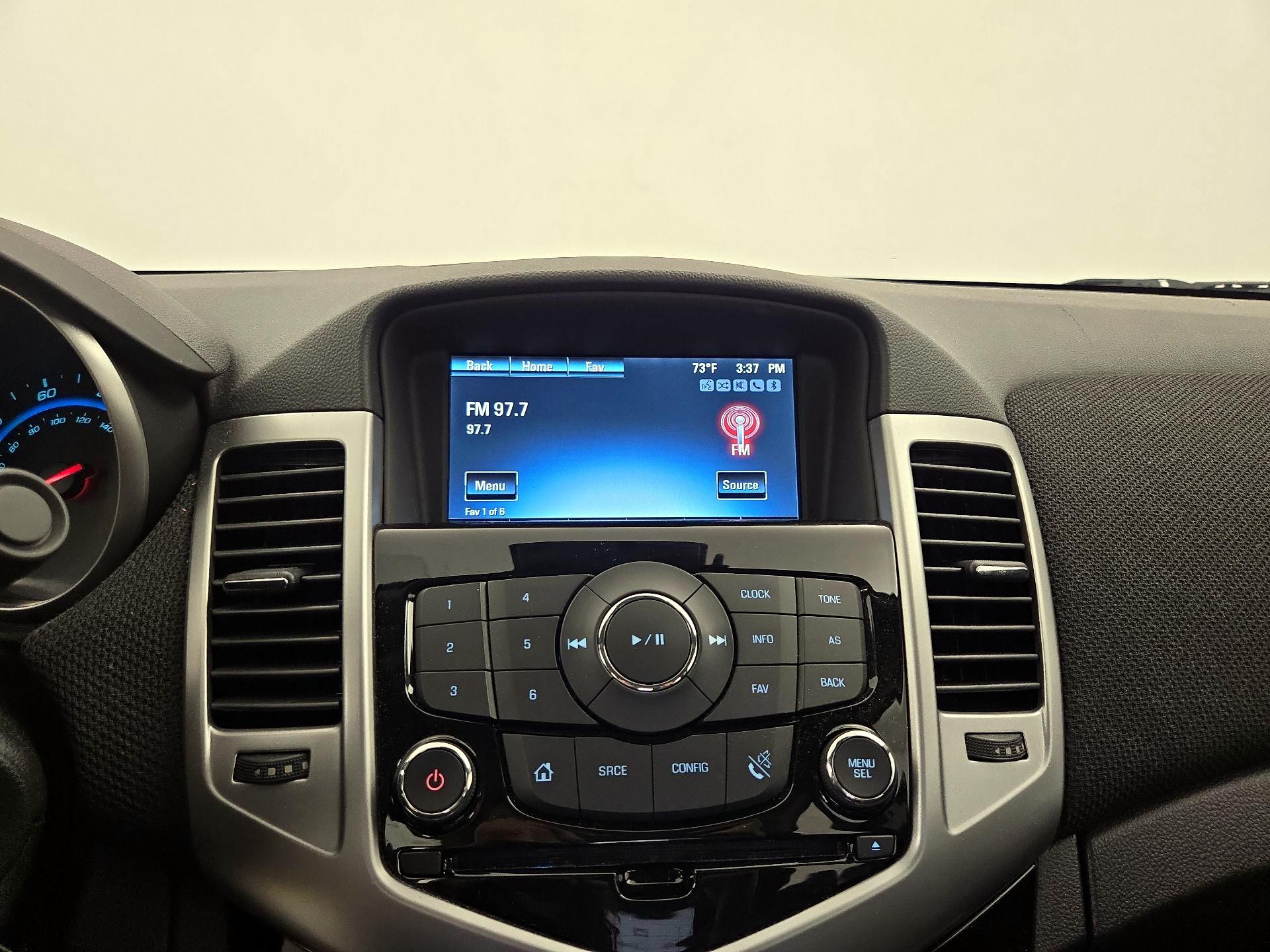 Thumbnail: 2016 Chevrolet Cruze - 15