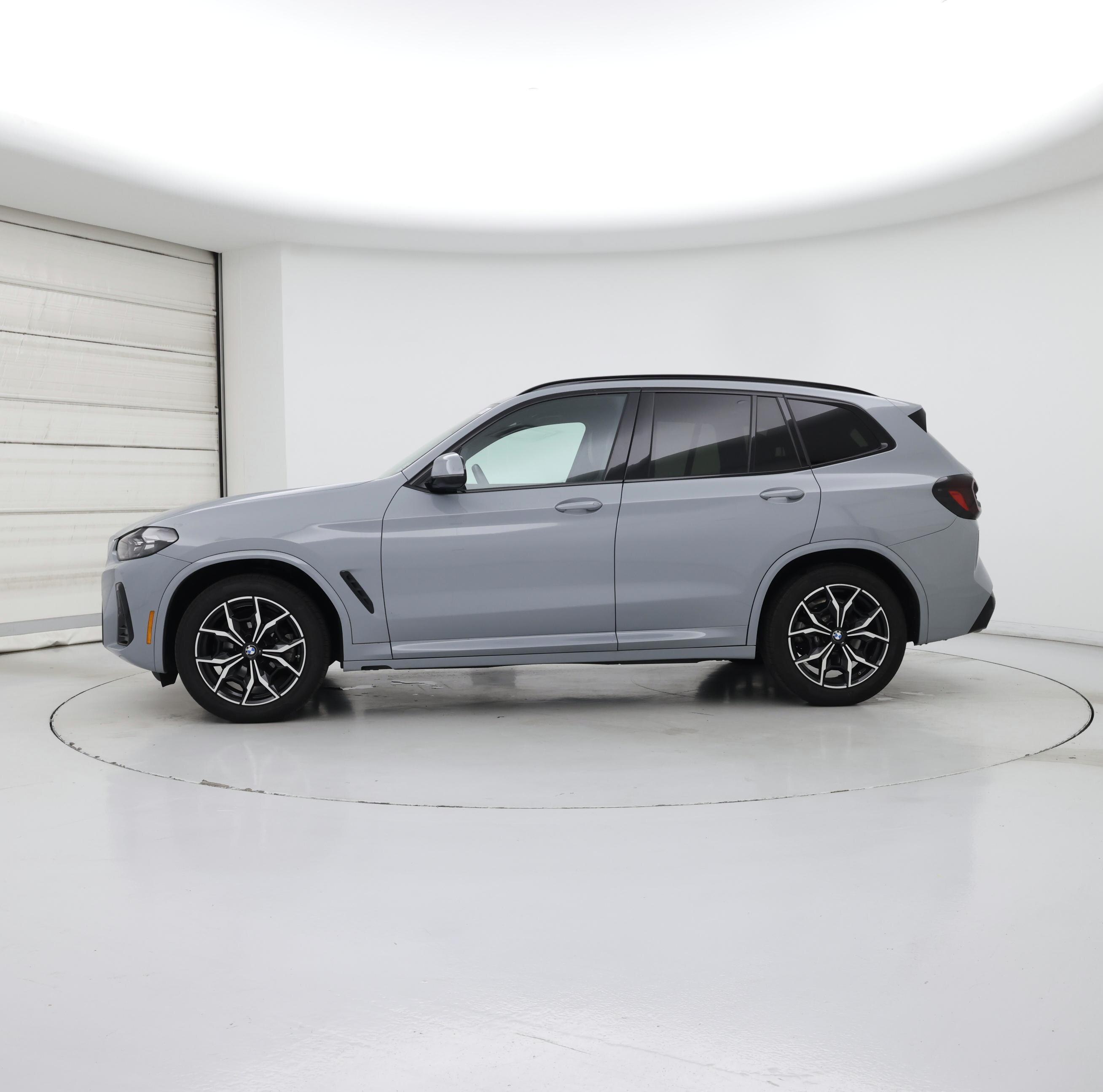 Thumbnail: 2022 BMW X3 - 3