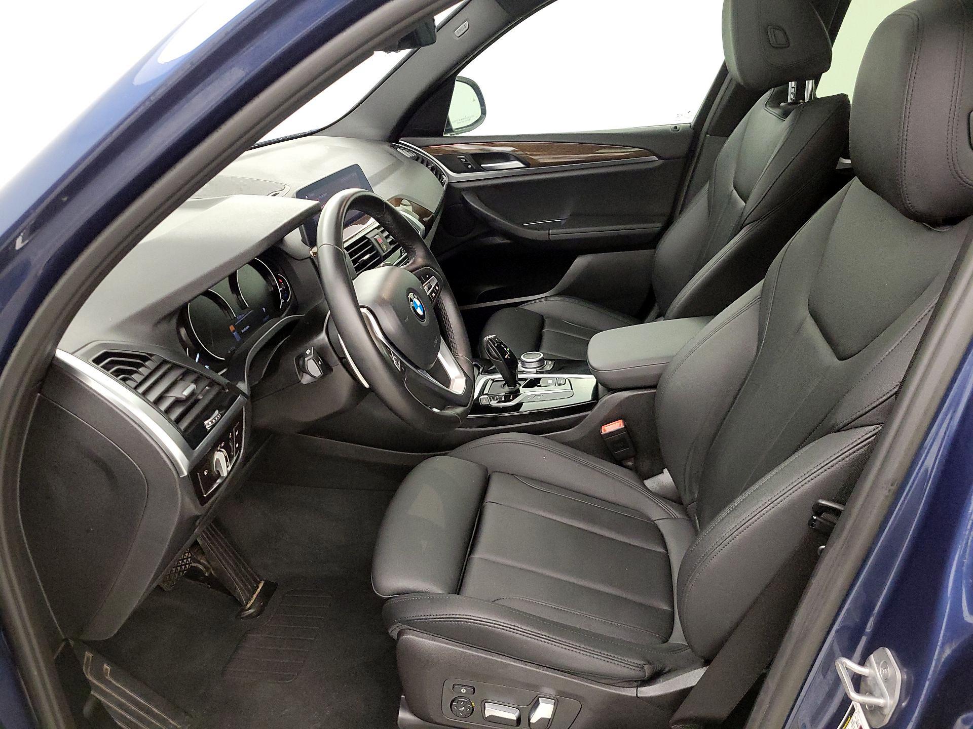 Thumbnail: 2021 BMW X3 - 11