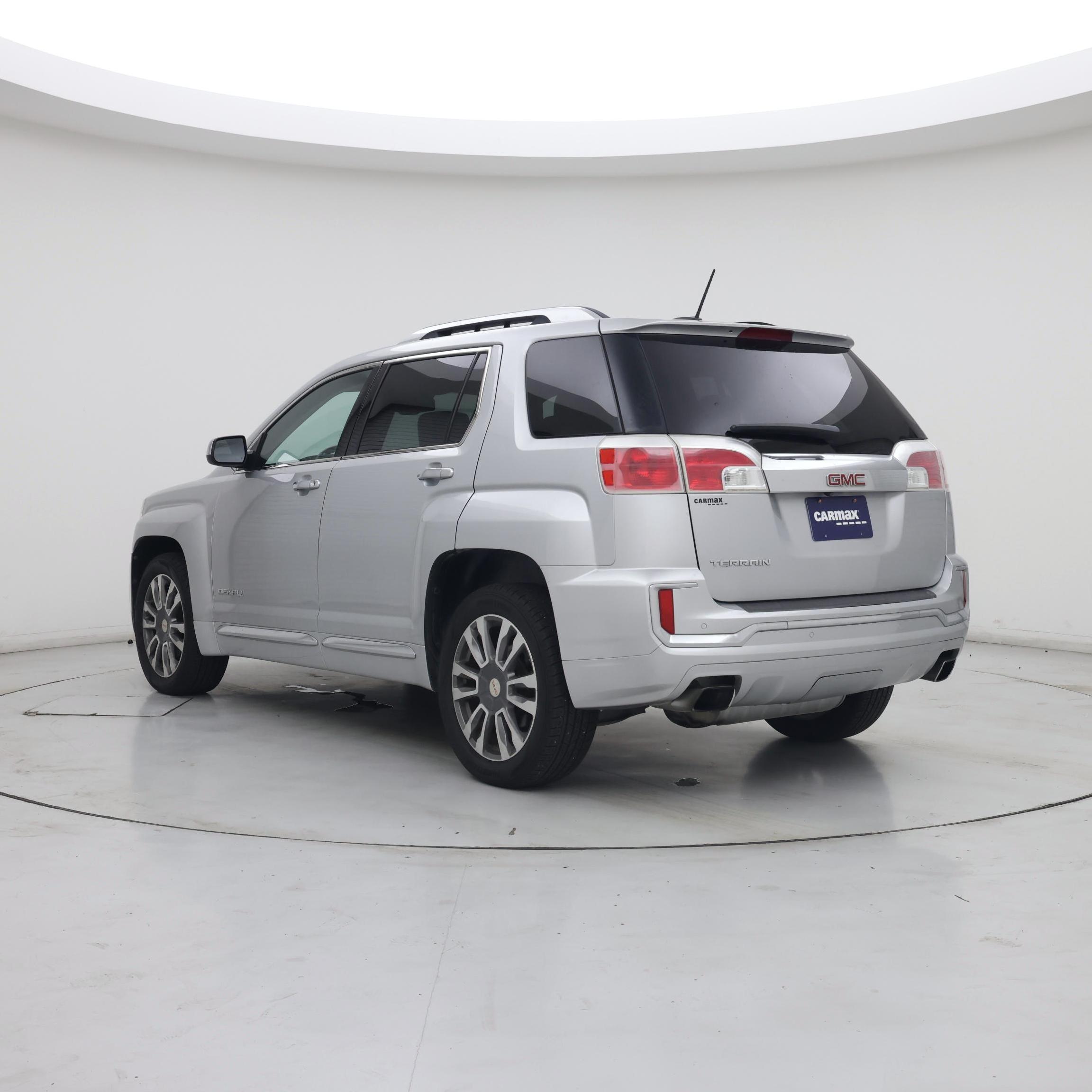 Thumbnail: 2017 GMC Terrain - 2