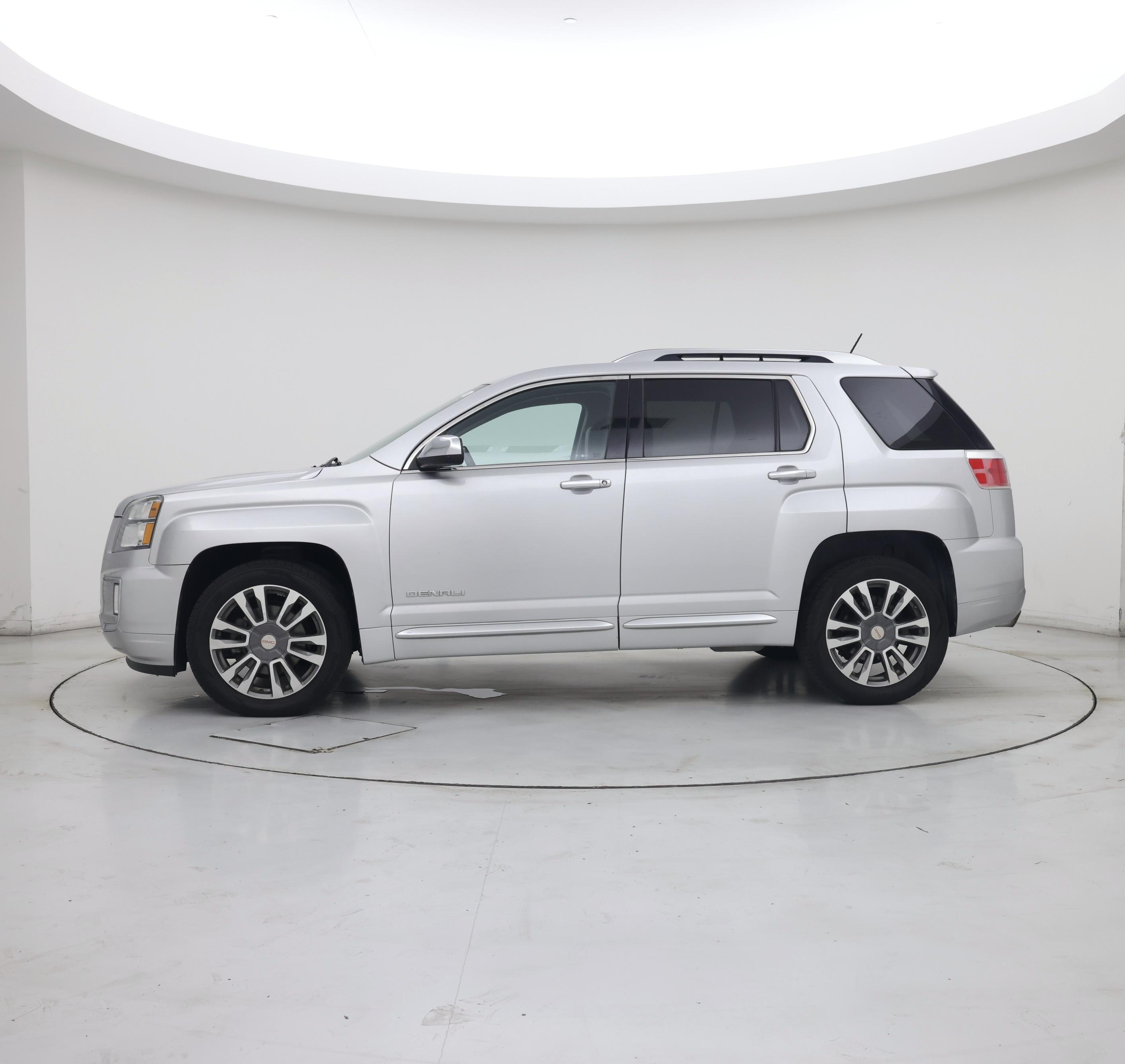 Thumbnail: 2017 GMC Terrain - 3