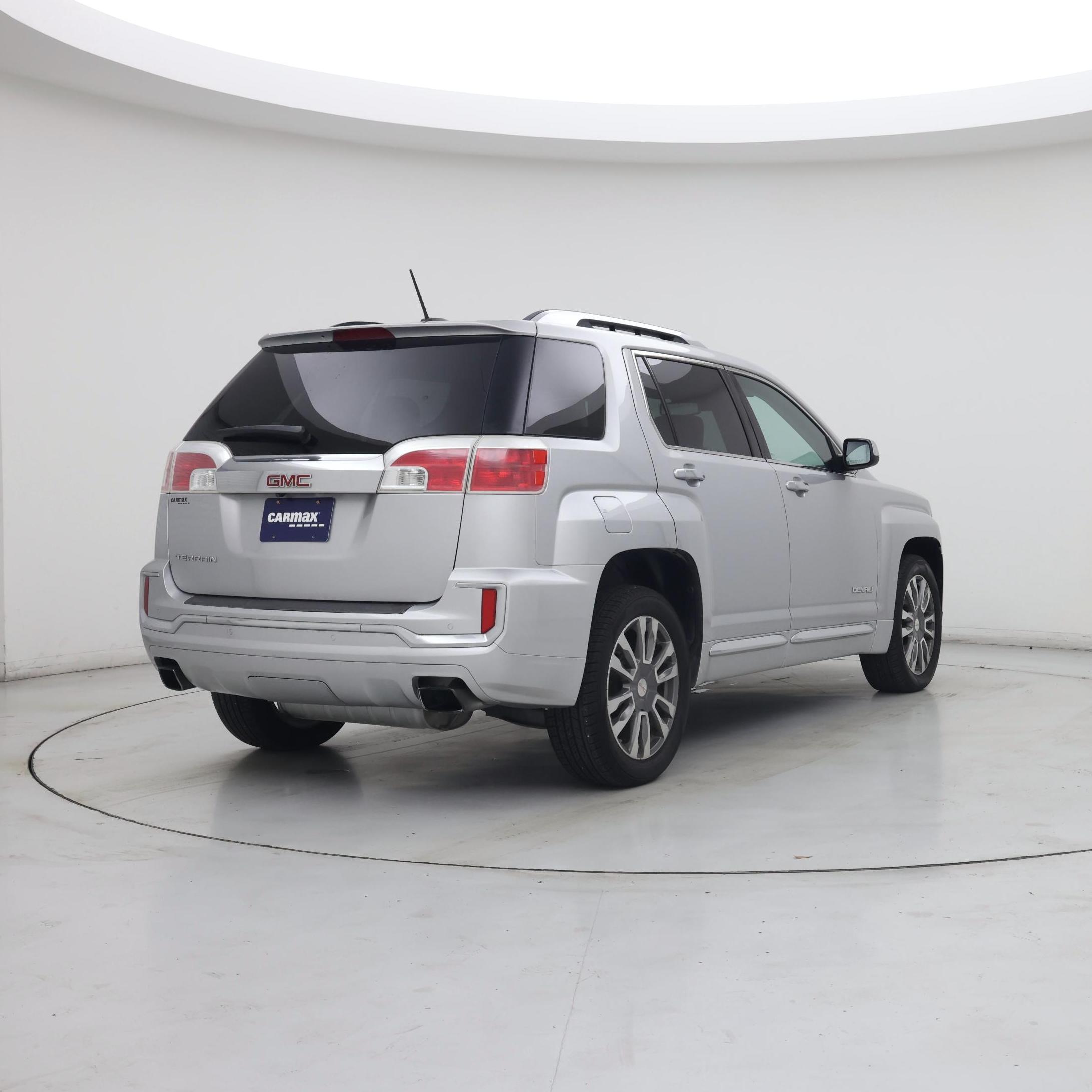 Thumbnail: 2017 GMC Terrain - 8