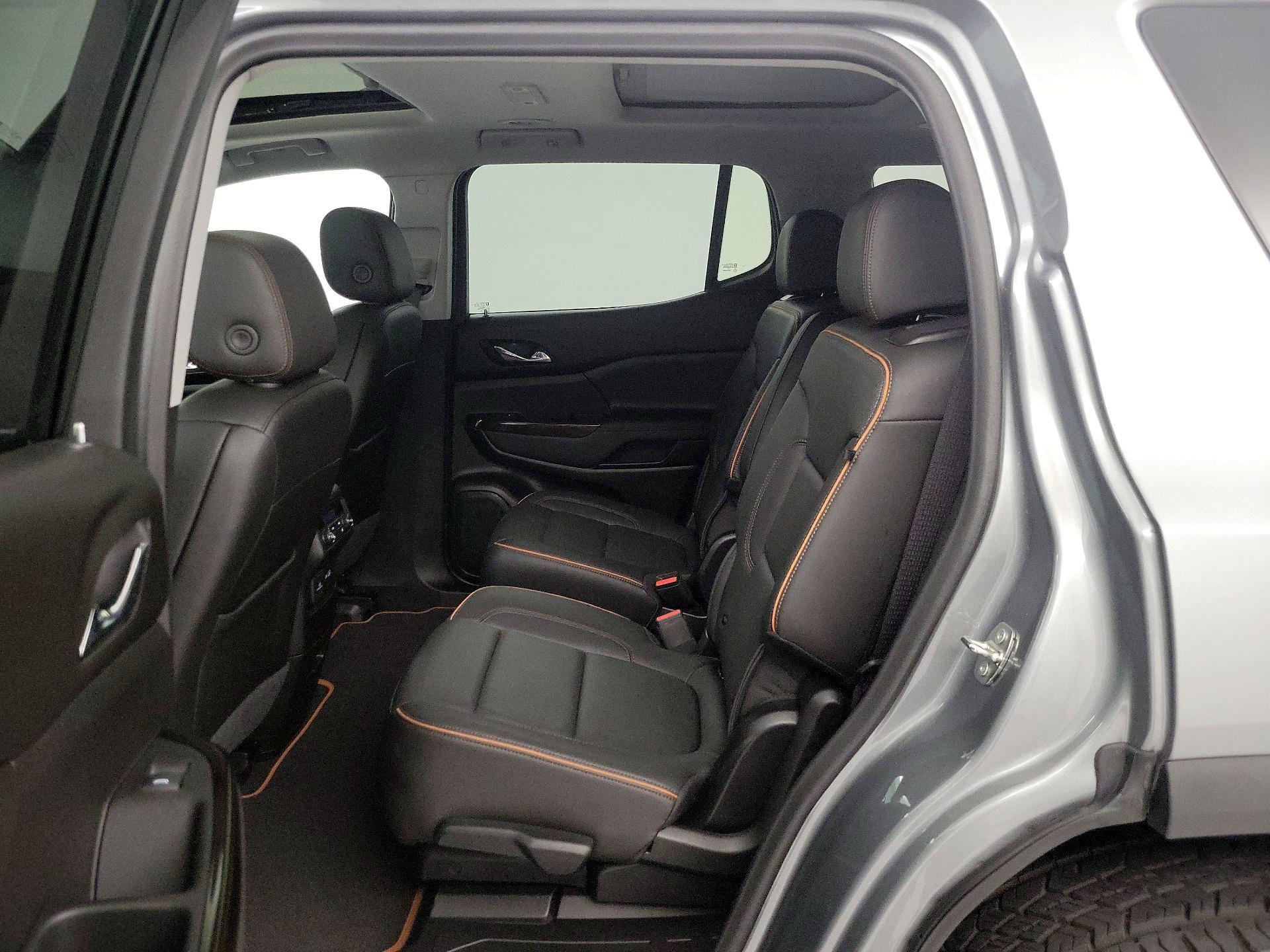 Thumbnail: 2023 GMC Acadia - 19