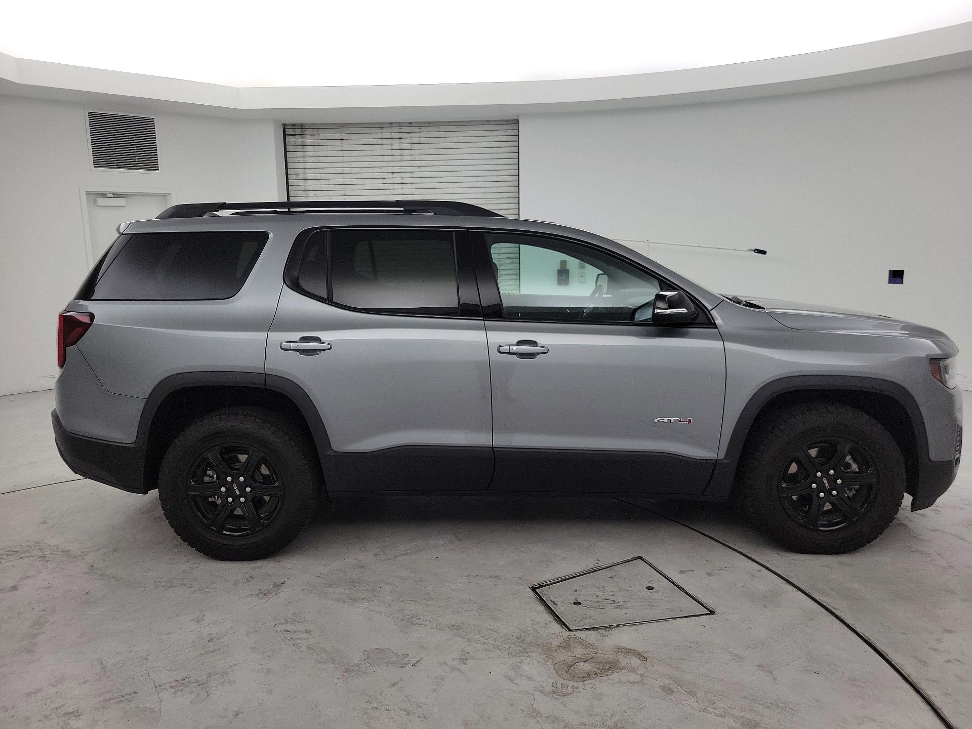 Thumbnail: 2023 GMC Acadia - 4