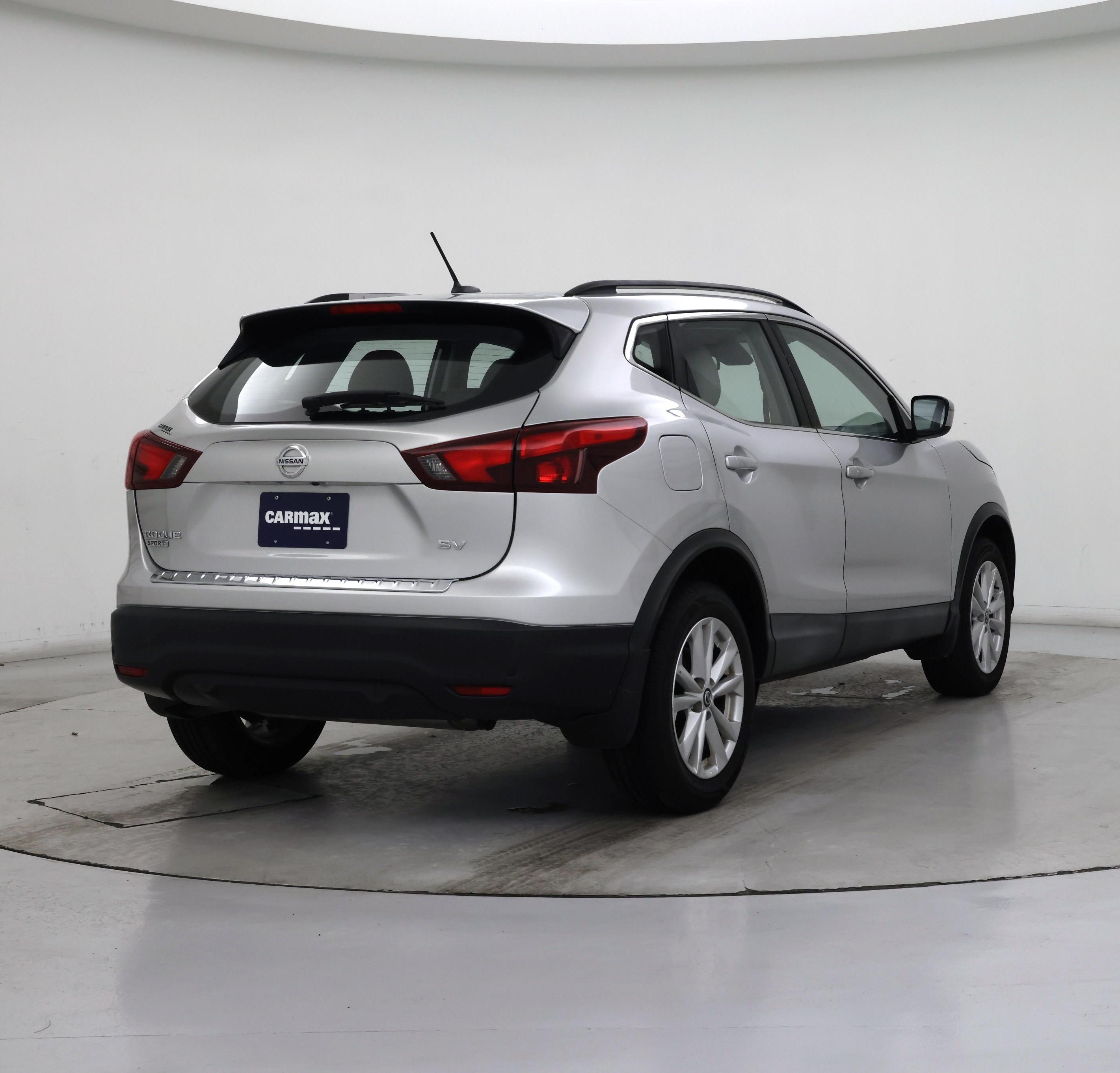 Thumbnail: 2019 Nissan Rogue Sport - 8