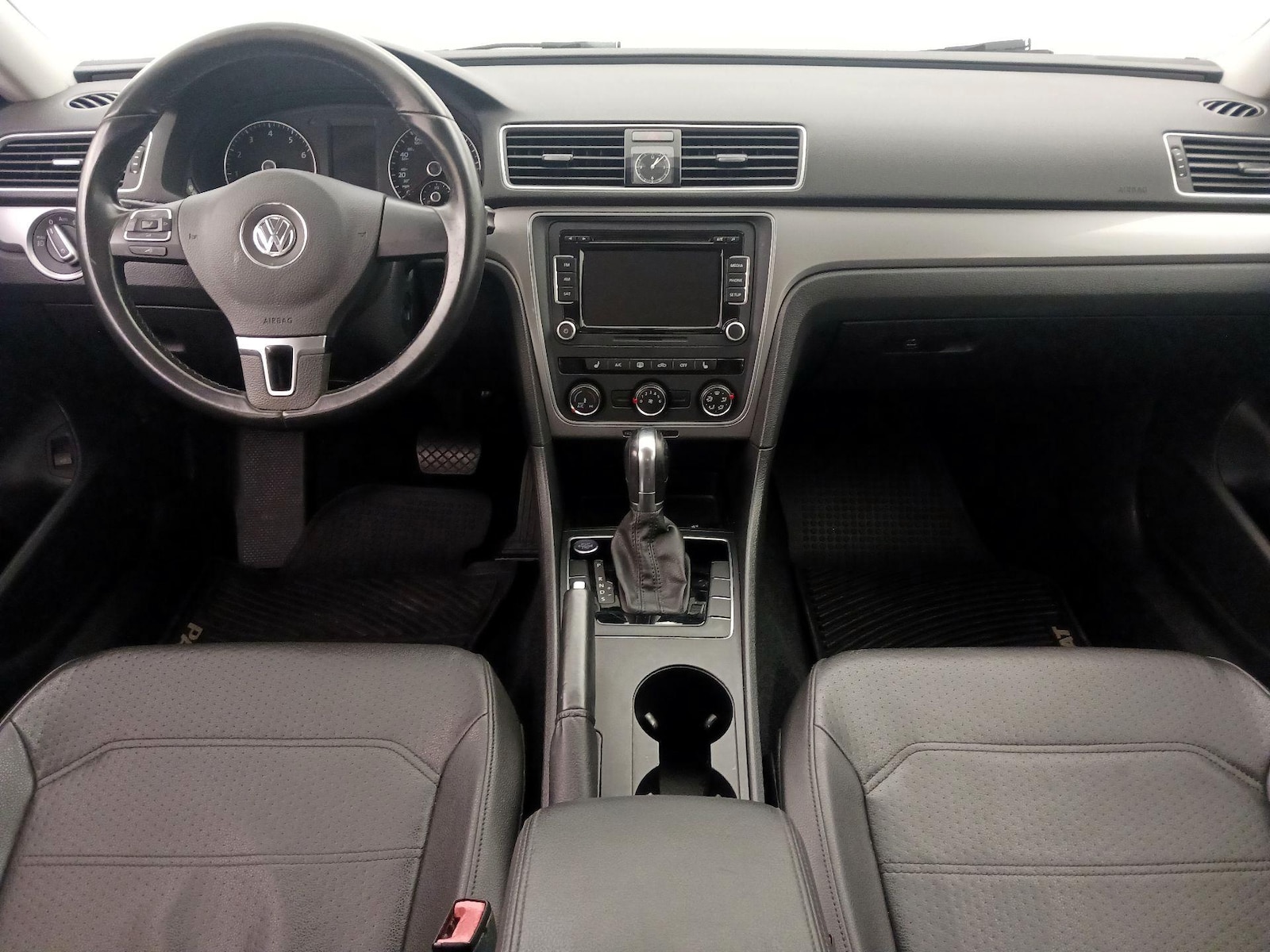 2015 Volkswagen Passat Limited Edition - Photo 10