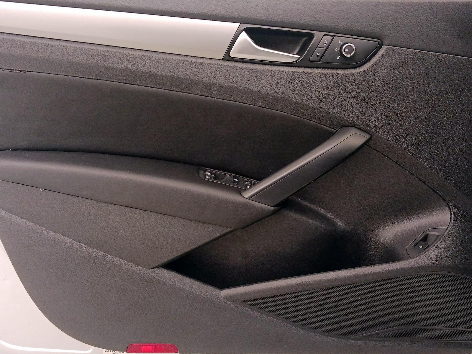 2015 Volkswagen Passat Limited Edition - Photo 13