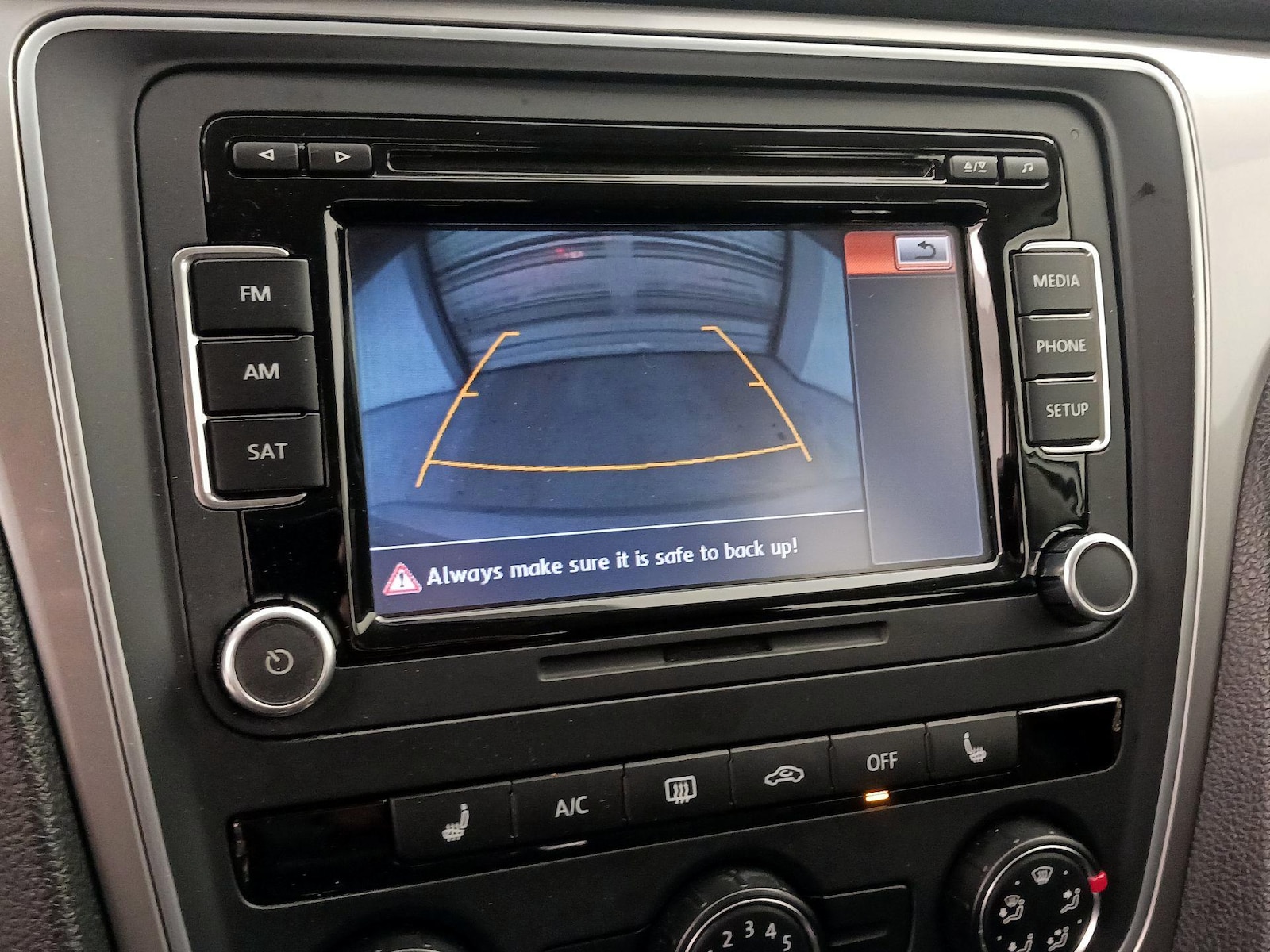 2015 Volkswagen Passat Limited Edition - Photo 15