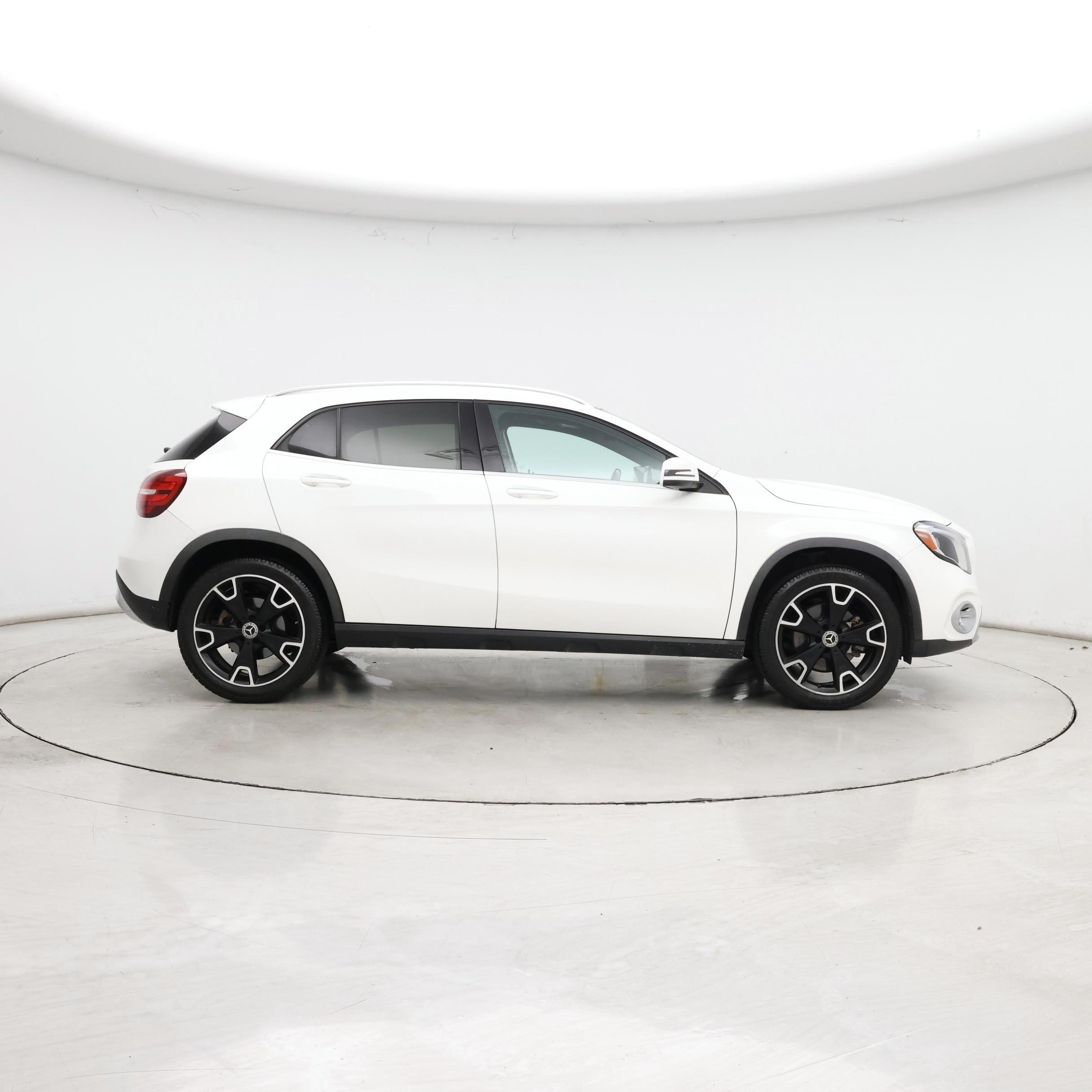 Thumbnail: 2019 Mercedes-Benz GLA - 7