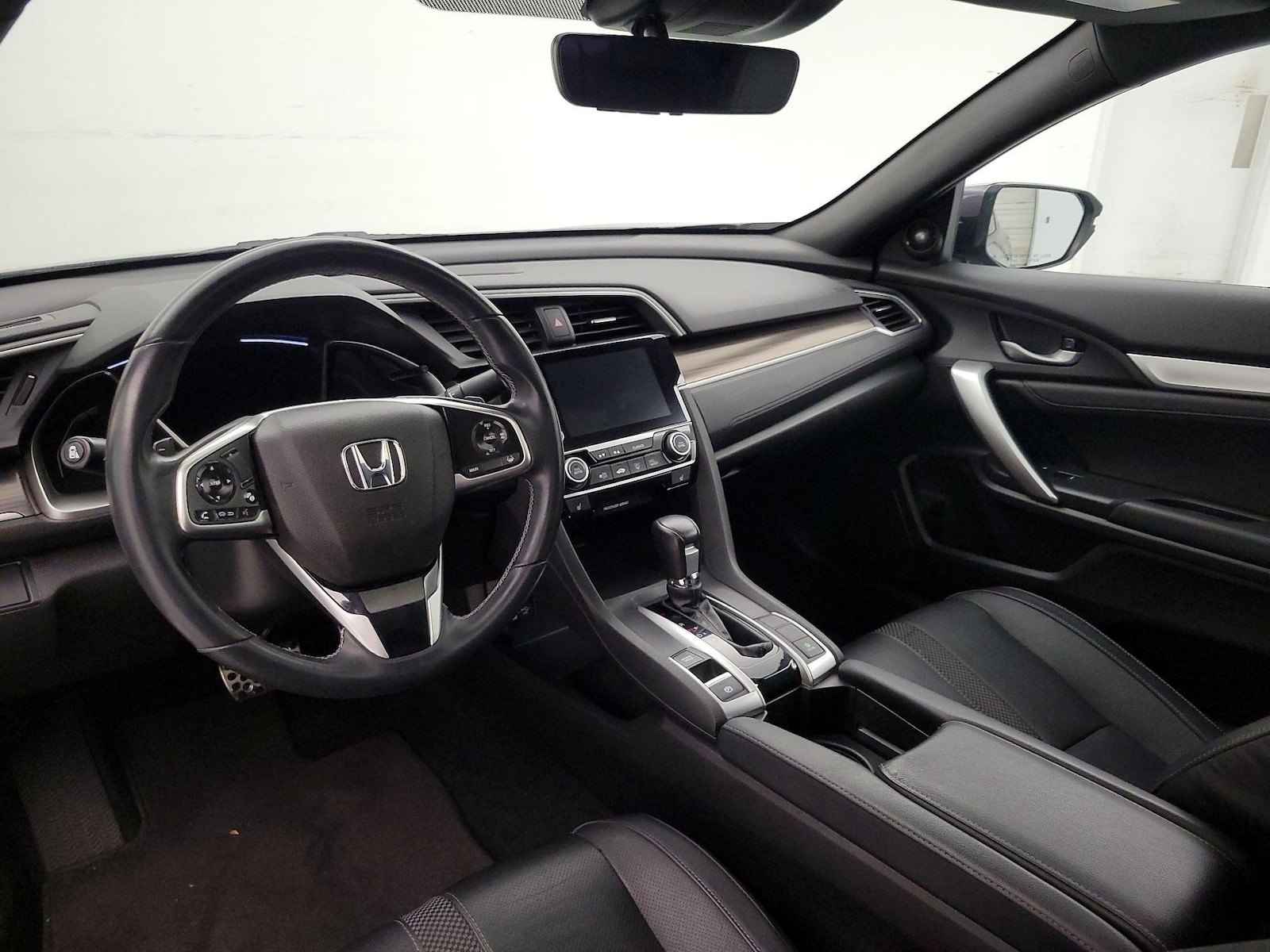 2019 Honda Civic Touring - Photo 10
