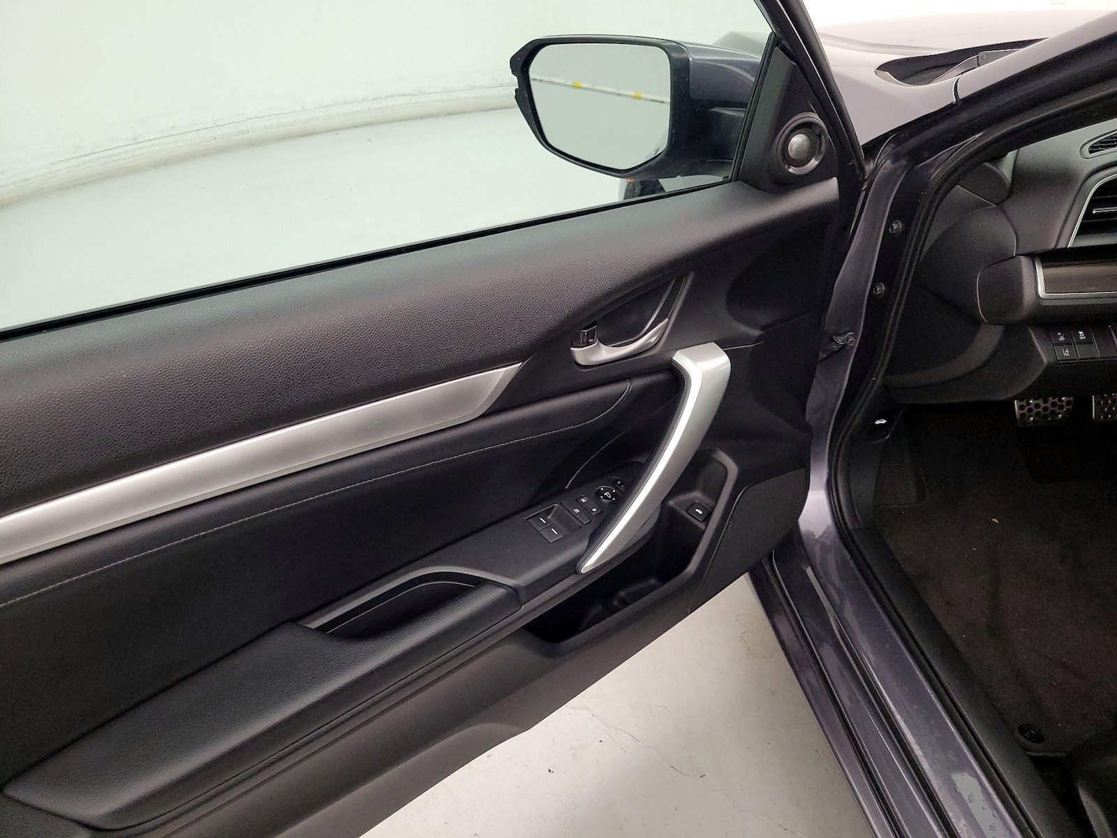 2019 Honda Civic Touring - Photo 13