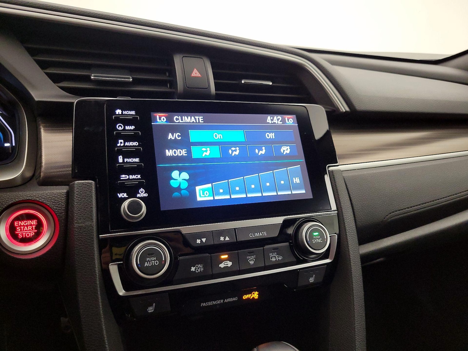 2019 Honda Civic Touring - Photo 18