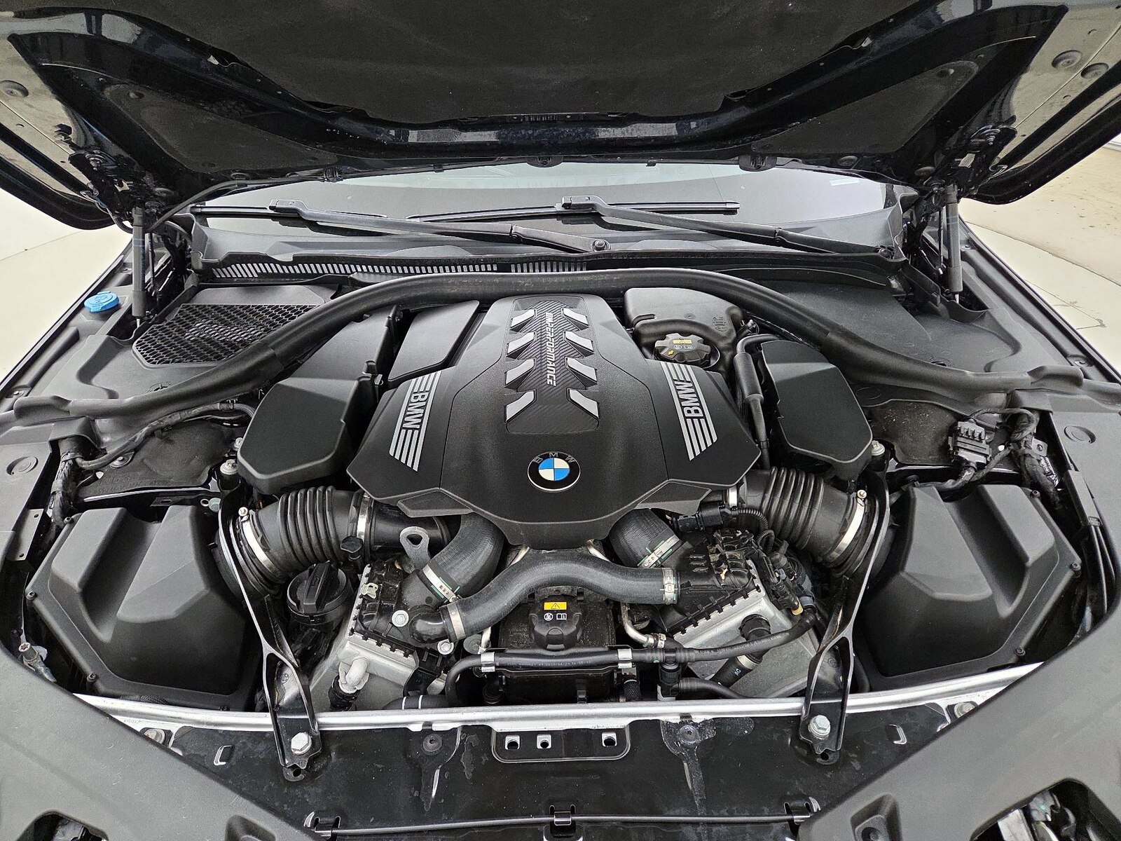 2019 BMW 8 Series M850i - Photo 22