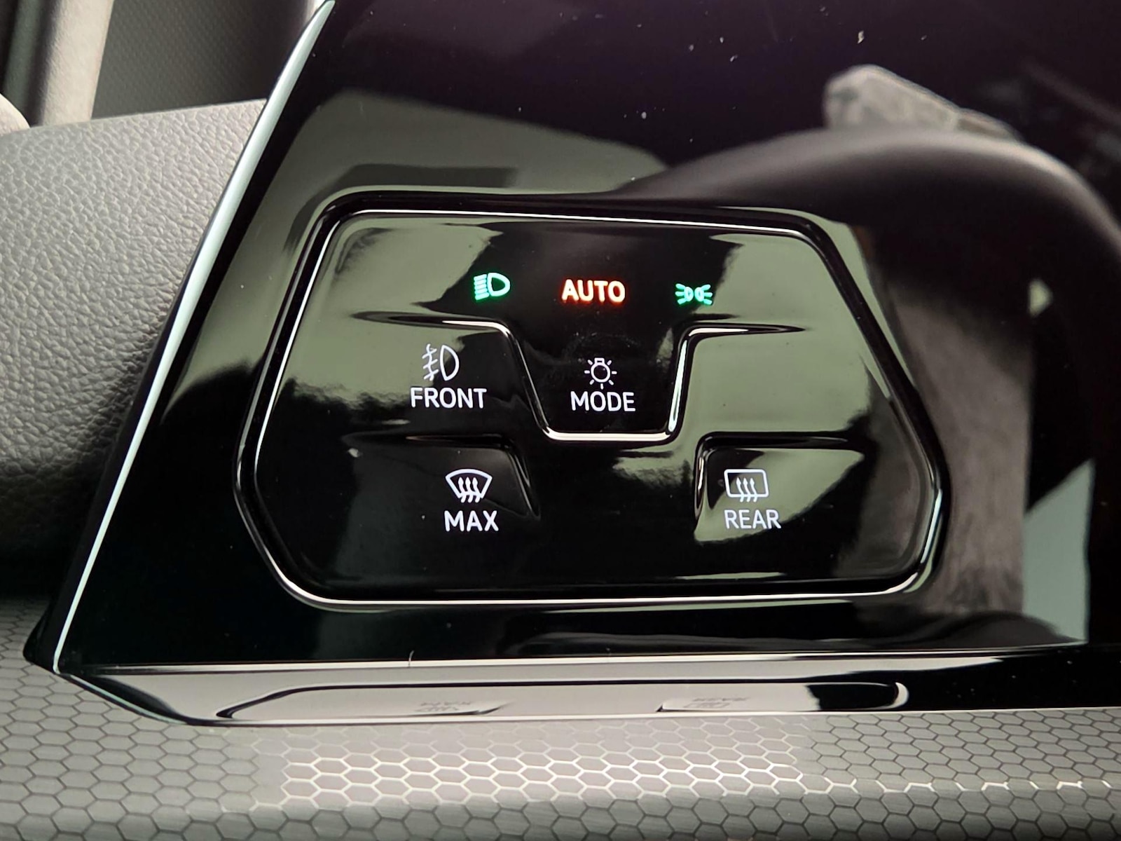 2024 Volkswagen Golf GTI Autobahn - Photo 14