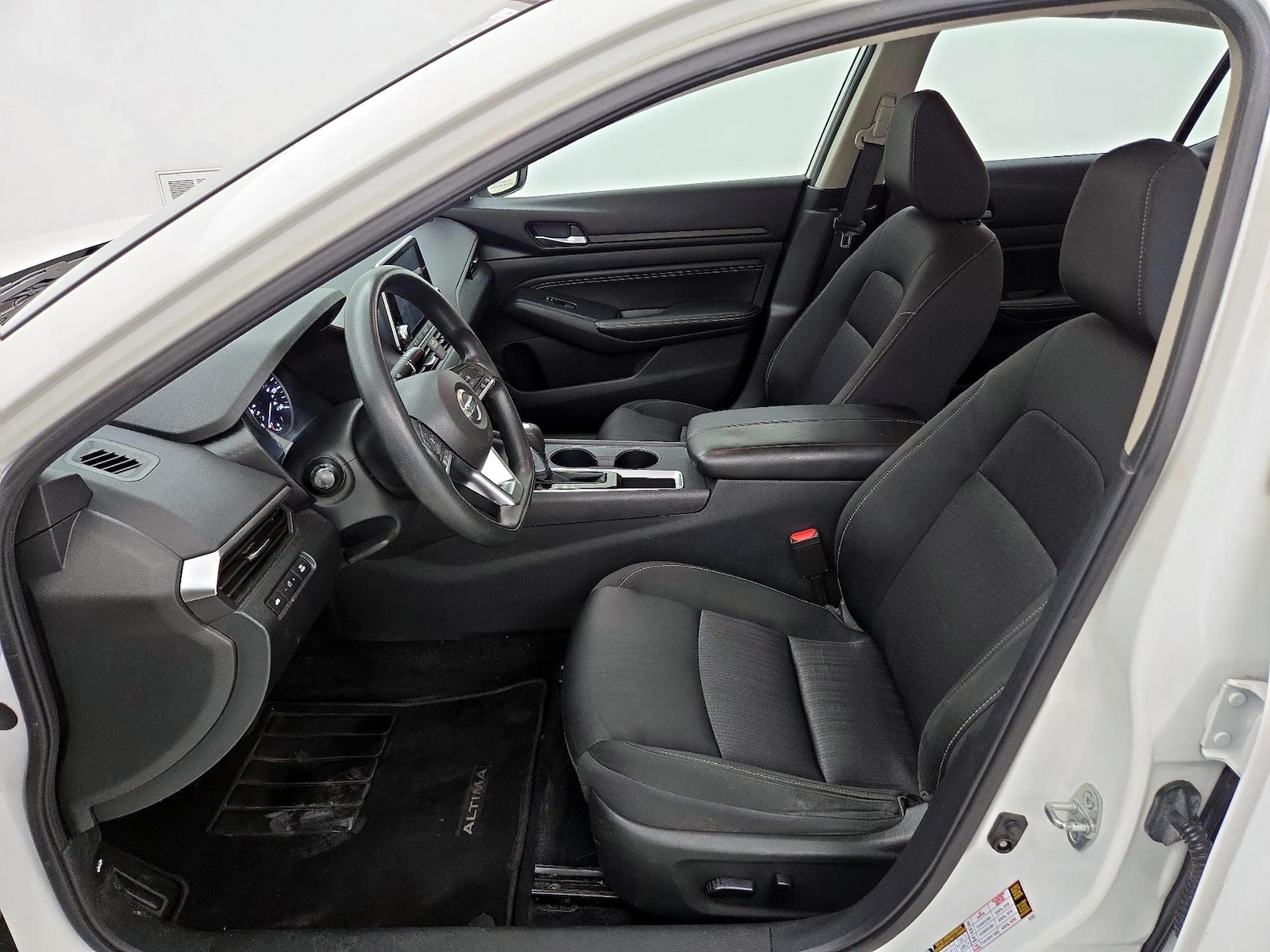 2019 Nissan Altima S - Photo 12