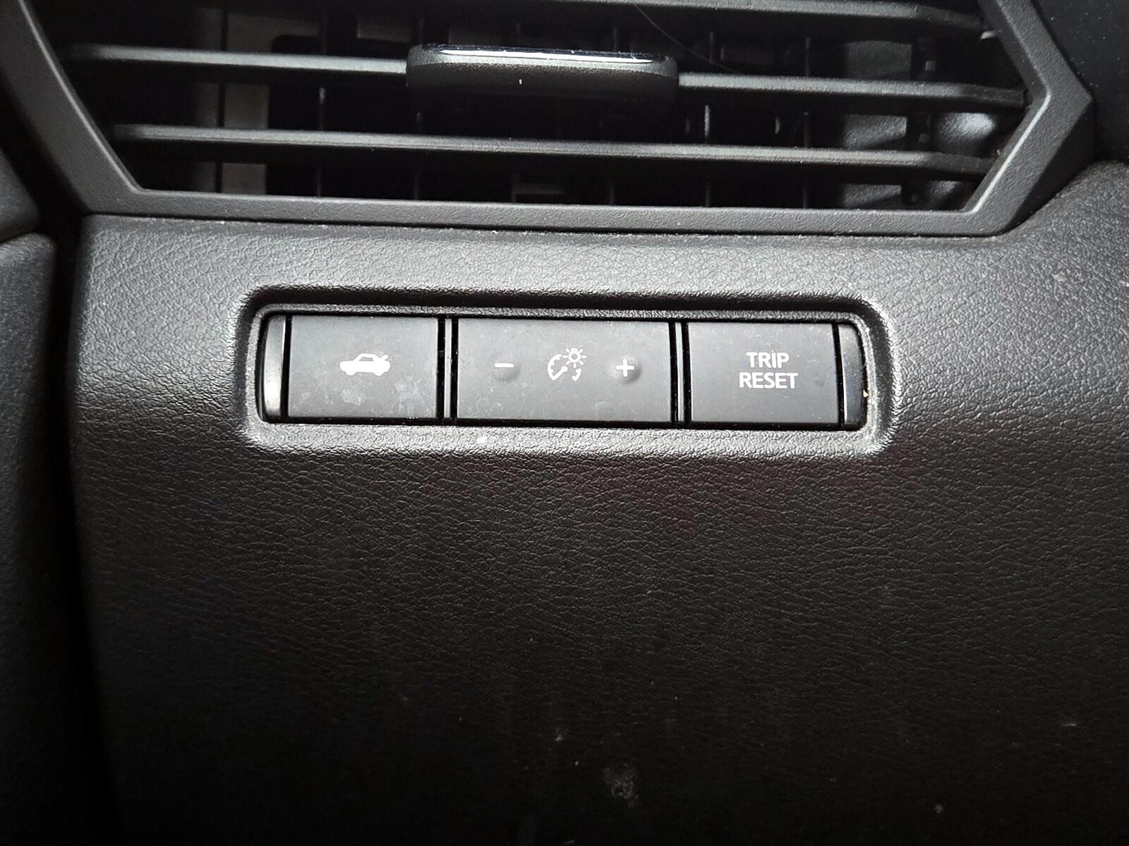 2019 Nissan Altima S - Photo 14