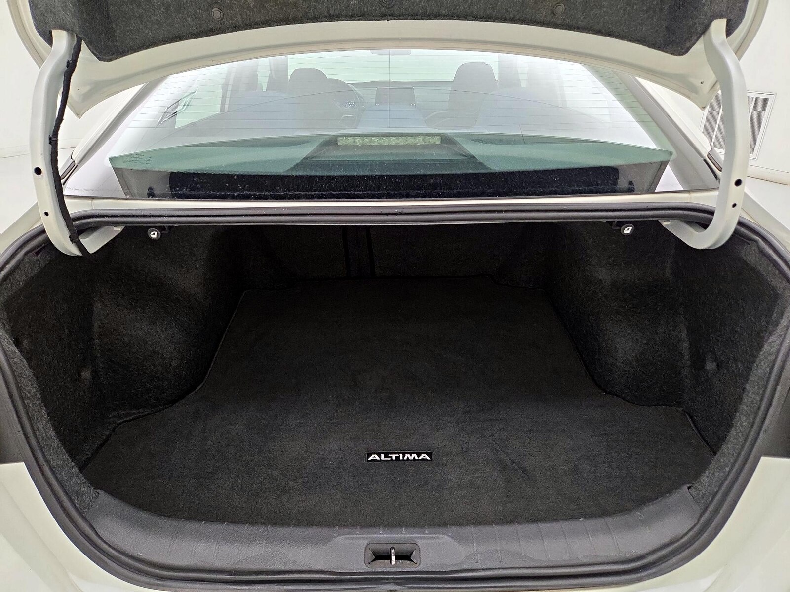 2019 Nissan Altima S - Photo 21