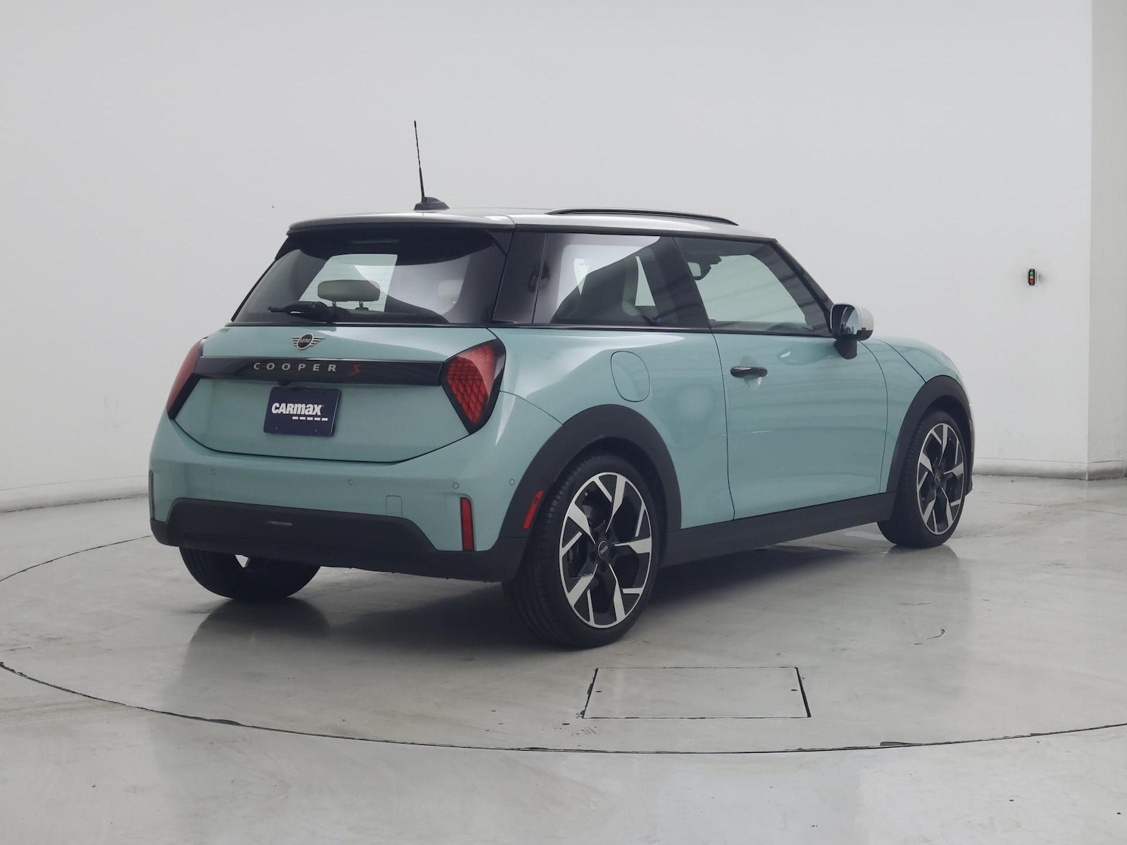 2025 MINI Hardtop 2 Door S - Photo 9