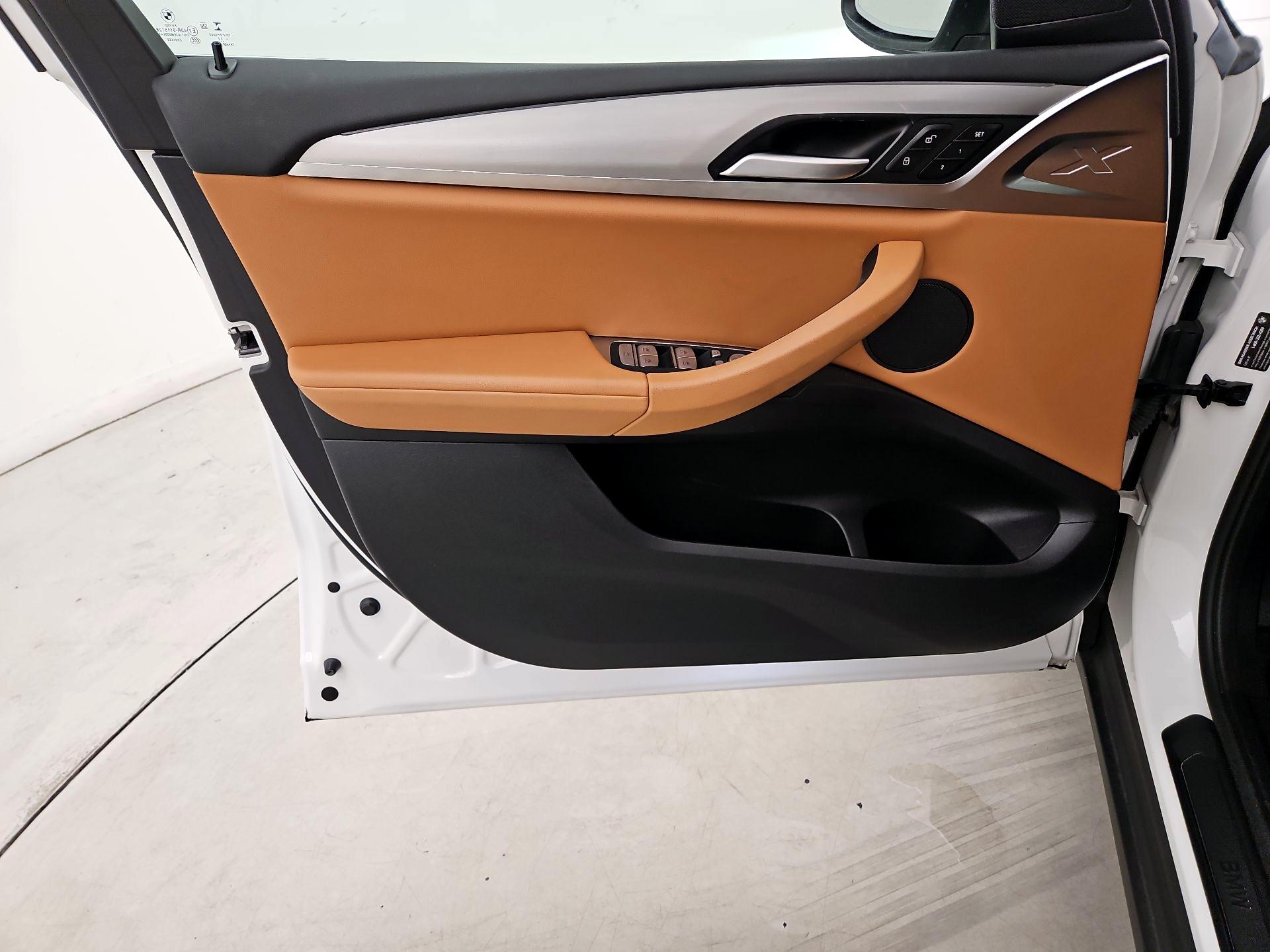 Thumbnail: 2022 BMW X3 - 12