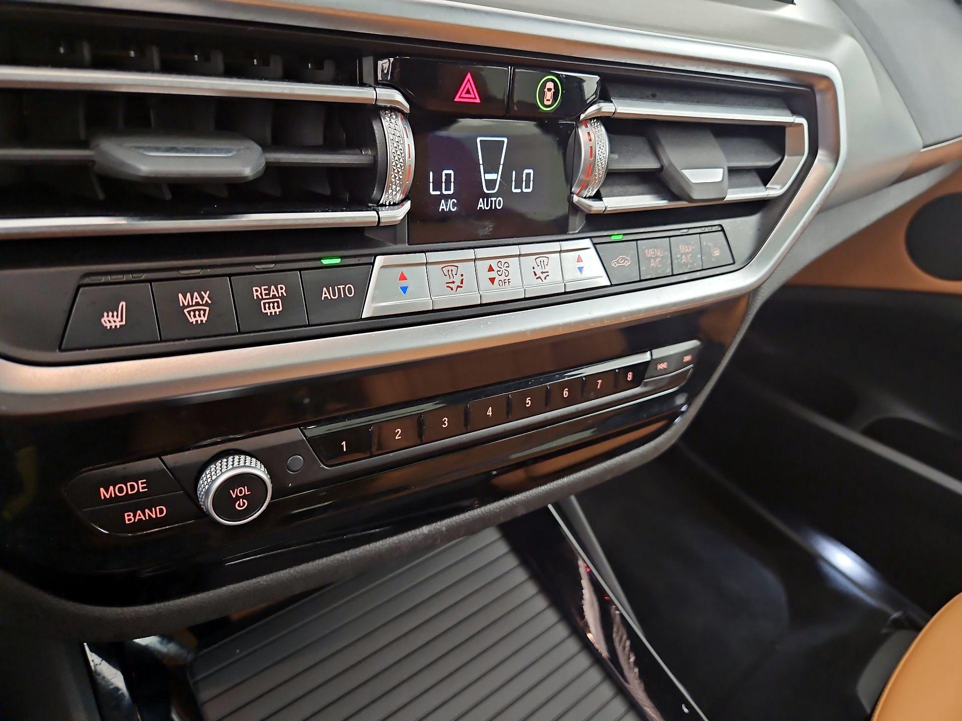 Thumbnail: 2022 BMW X3 - 14