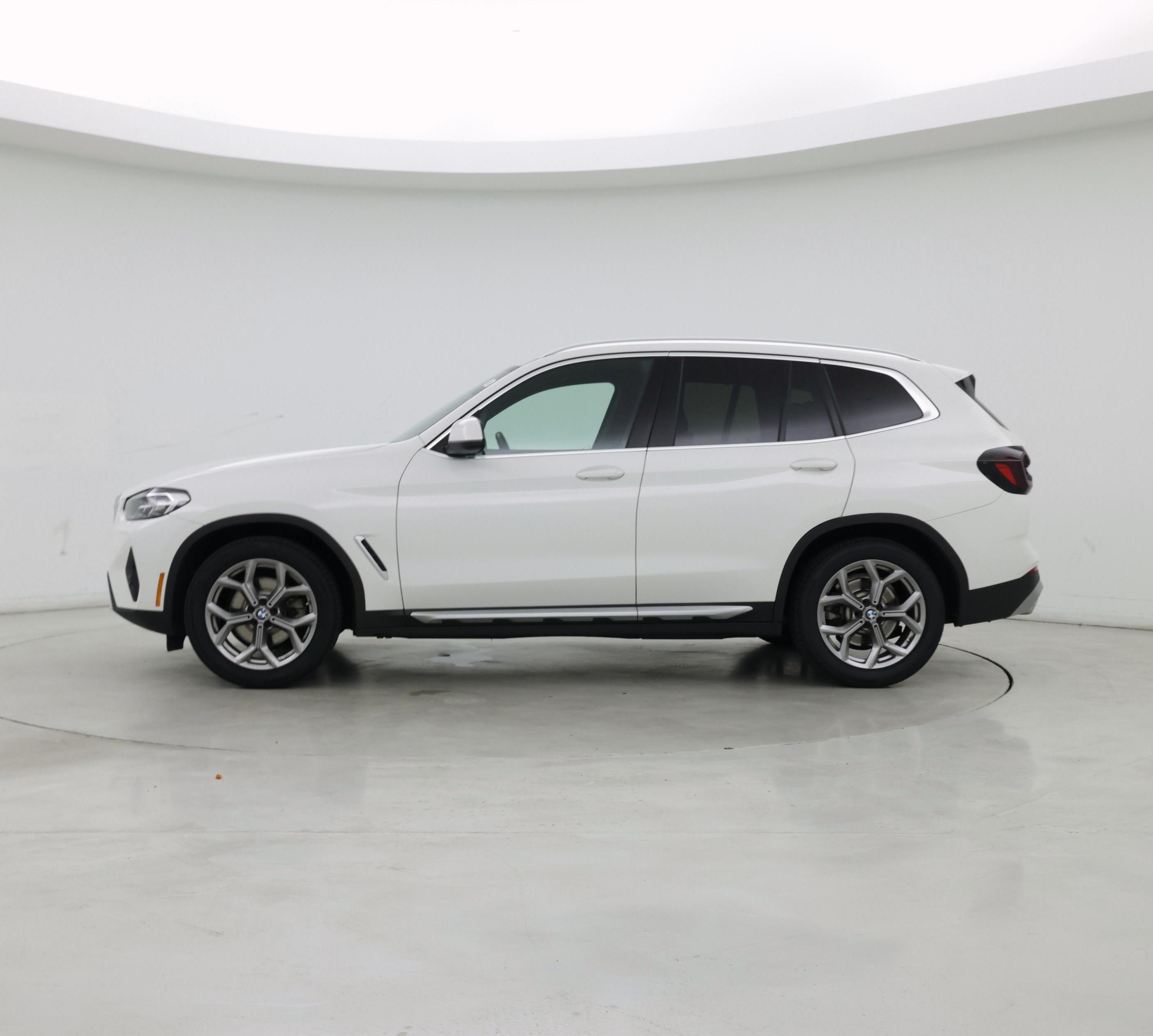 Thumbnail: 2022 BMW X3 - 3