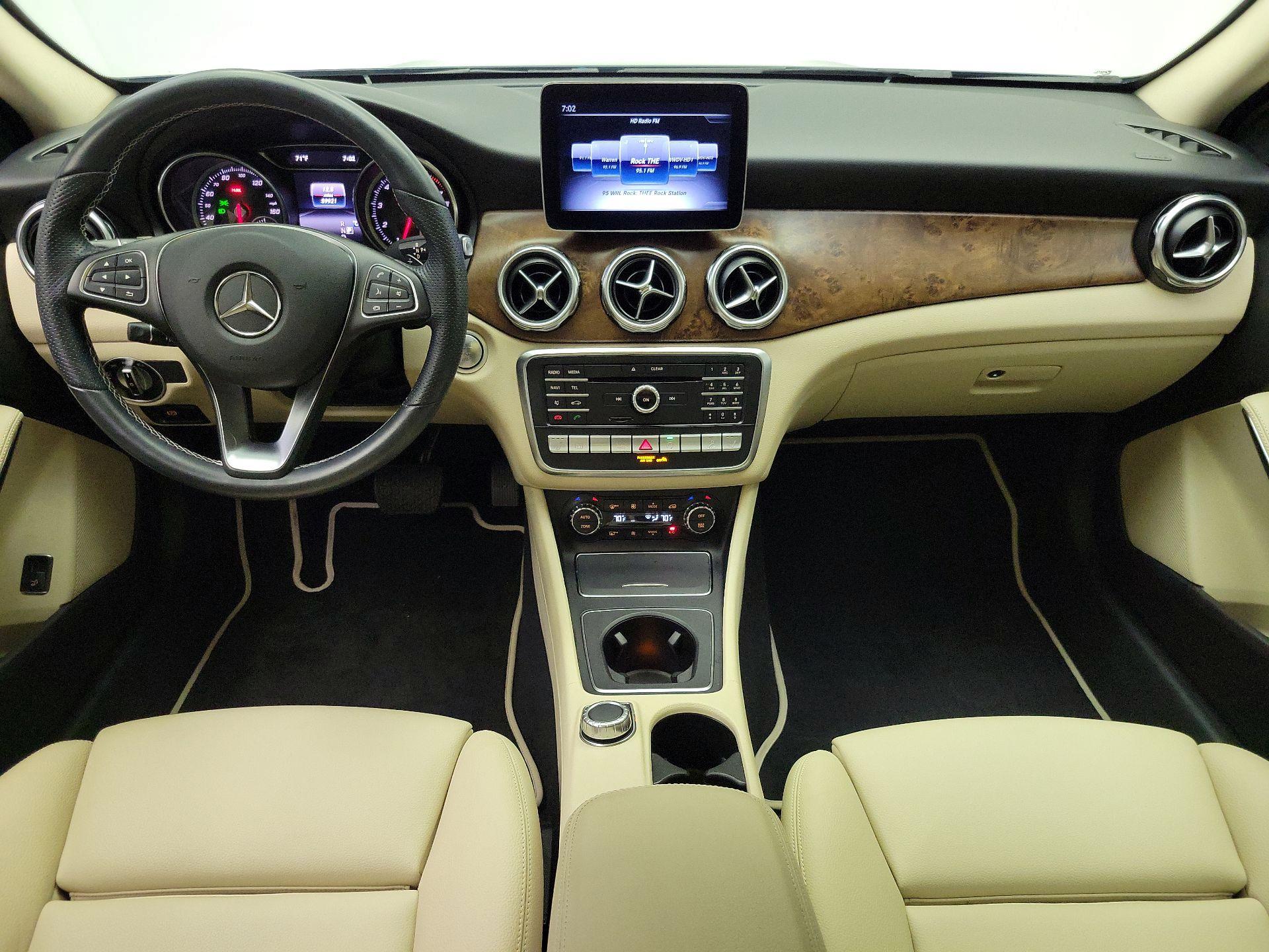 Thumbnail: 2019 Mercedes-Benz GLA - 9
