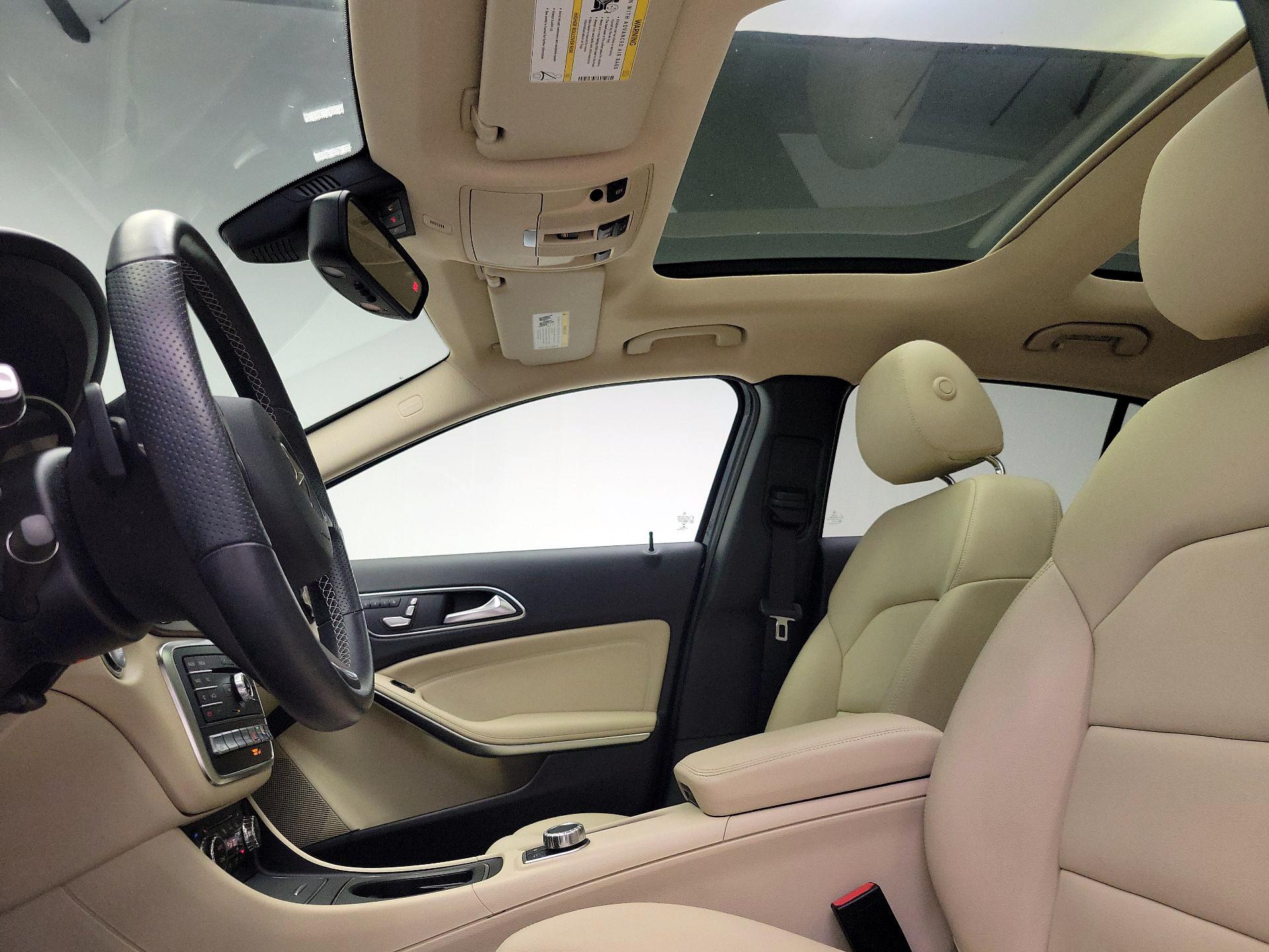 Thumbnail: 2019 Mercedes-Benz GLA - 18
