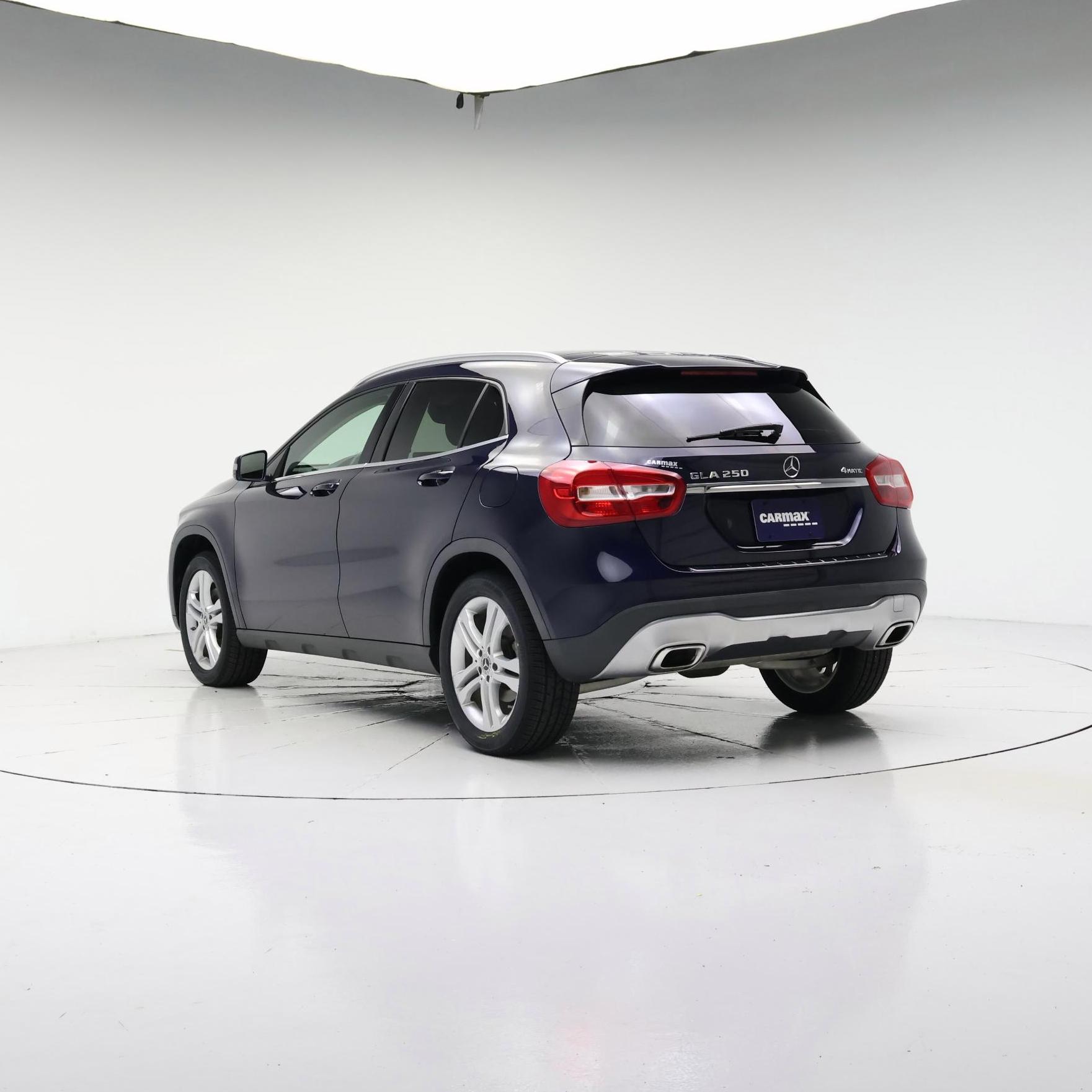 Thumbnail: 2019 Mercedes-Benz GLA - 2