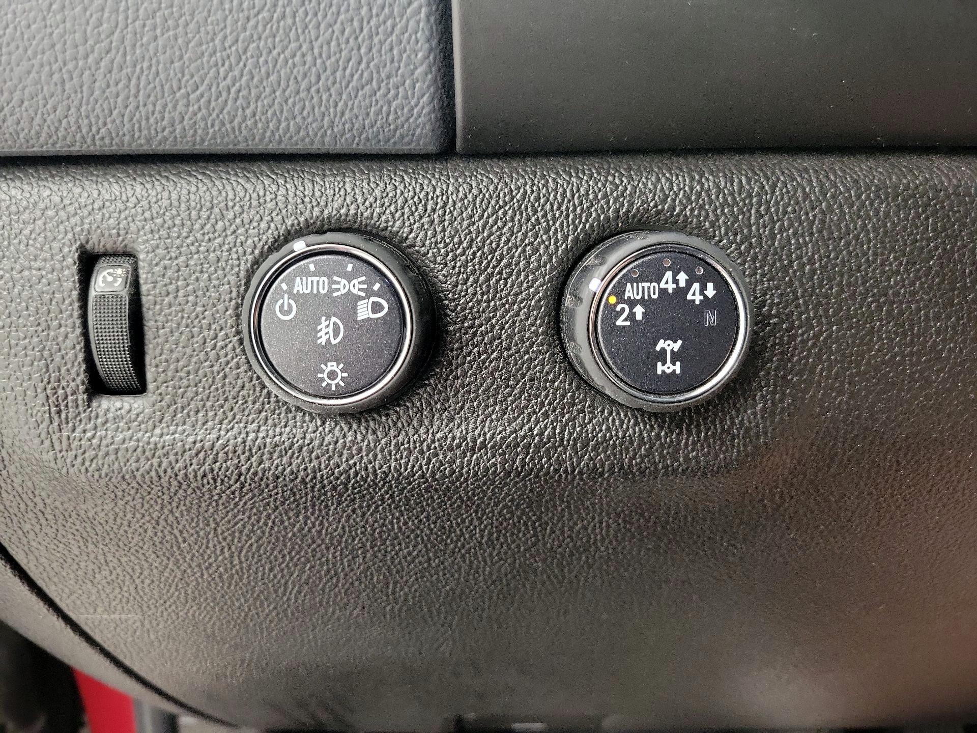 Thumbnail: 2018 Chevrolet Colorado - 13