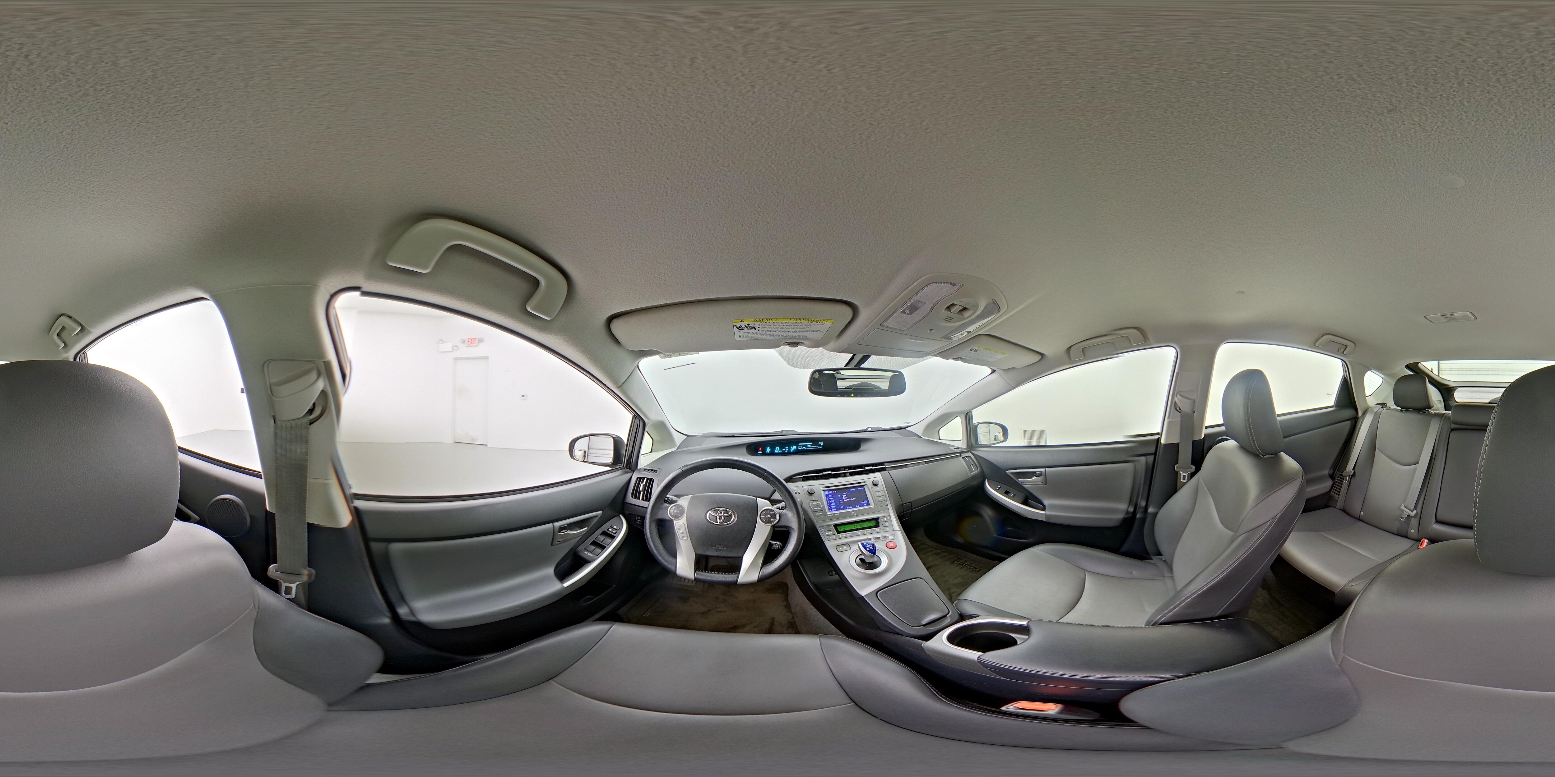 2015 Toyota Prius Four - Photo 25