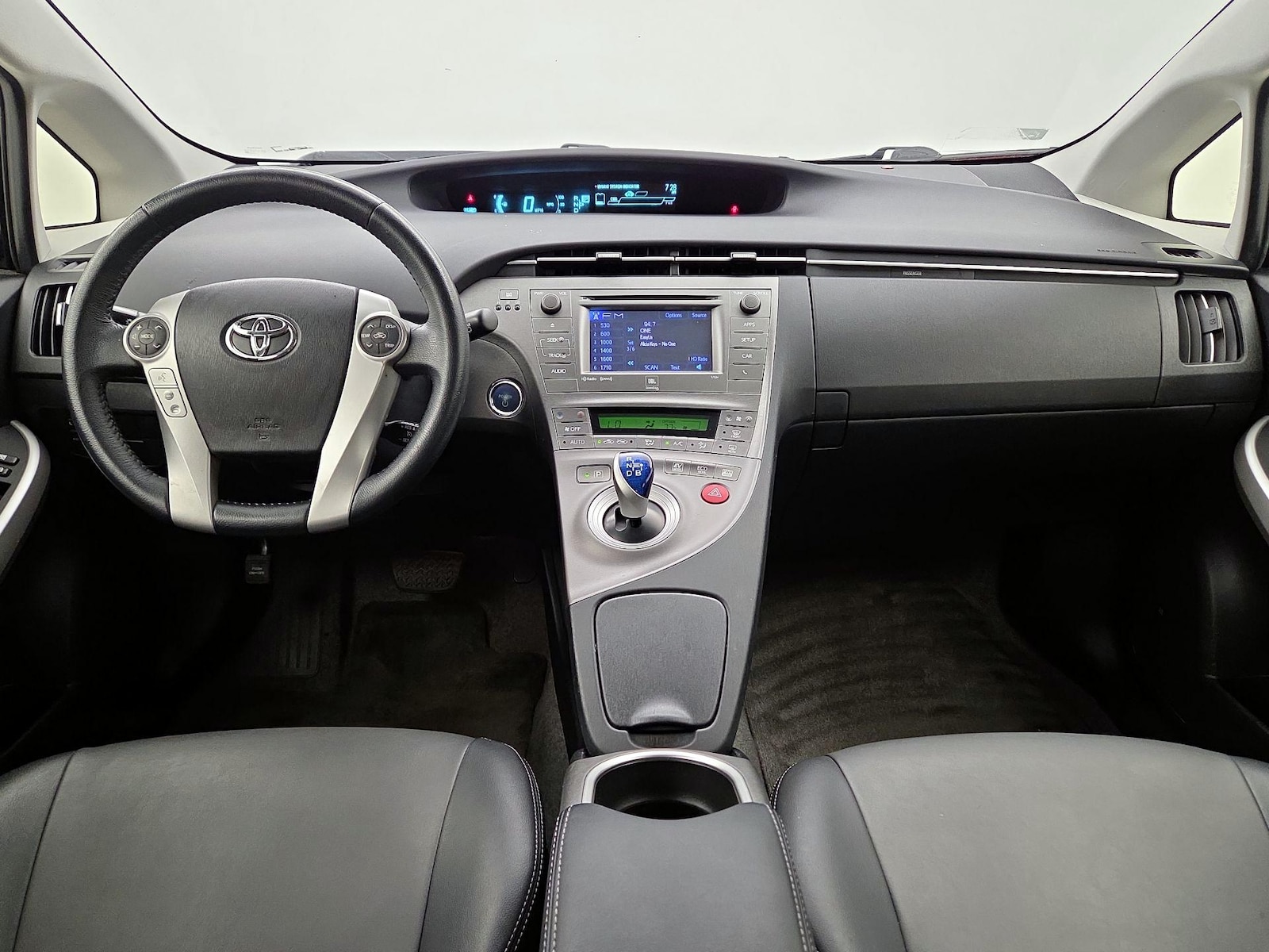 2015 Toyota Prius Four - Photo 10