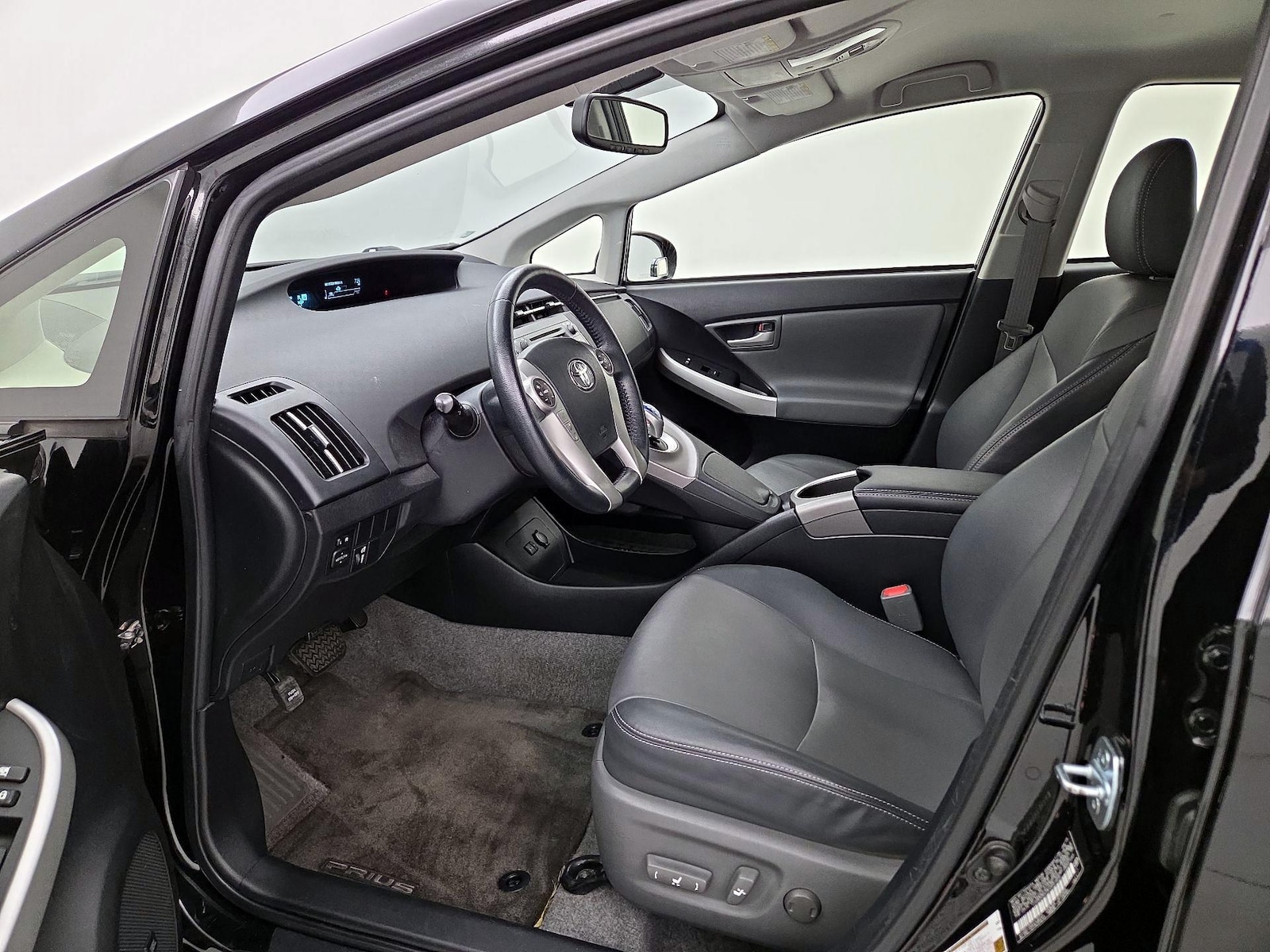 2015 Toyota Prius Four - Photo 12