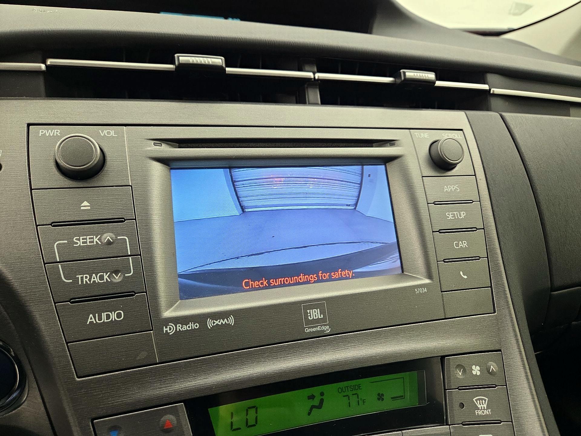 Thumbnail: 2015 Toyota Prius - 14