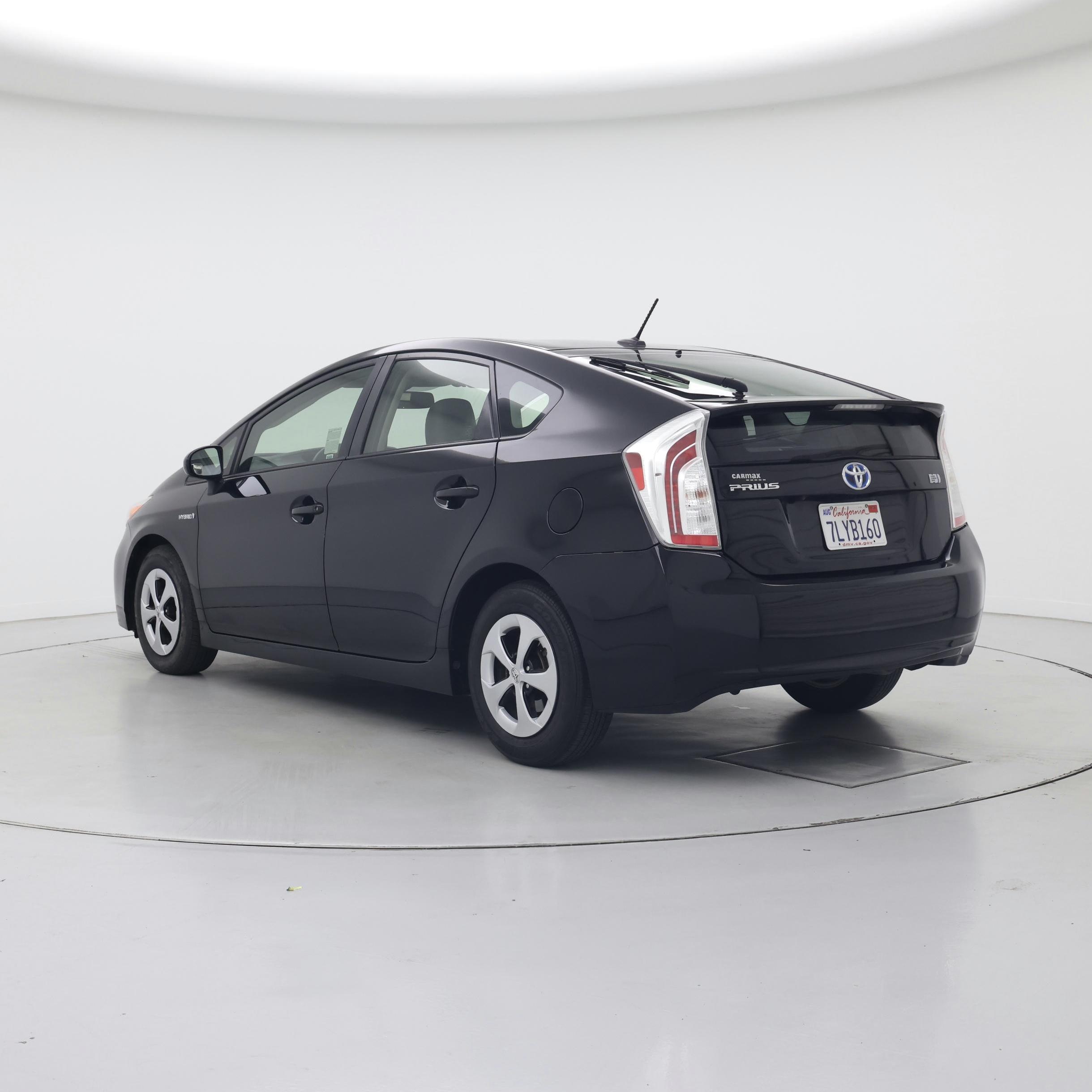 Thumbnail: 2015 Toyota Prius - 2
