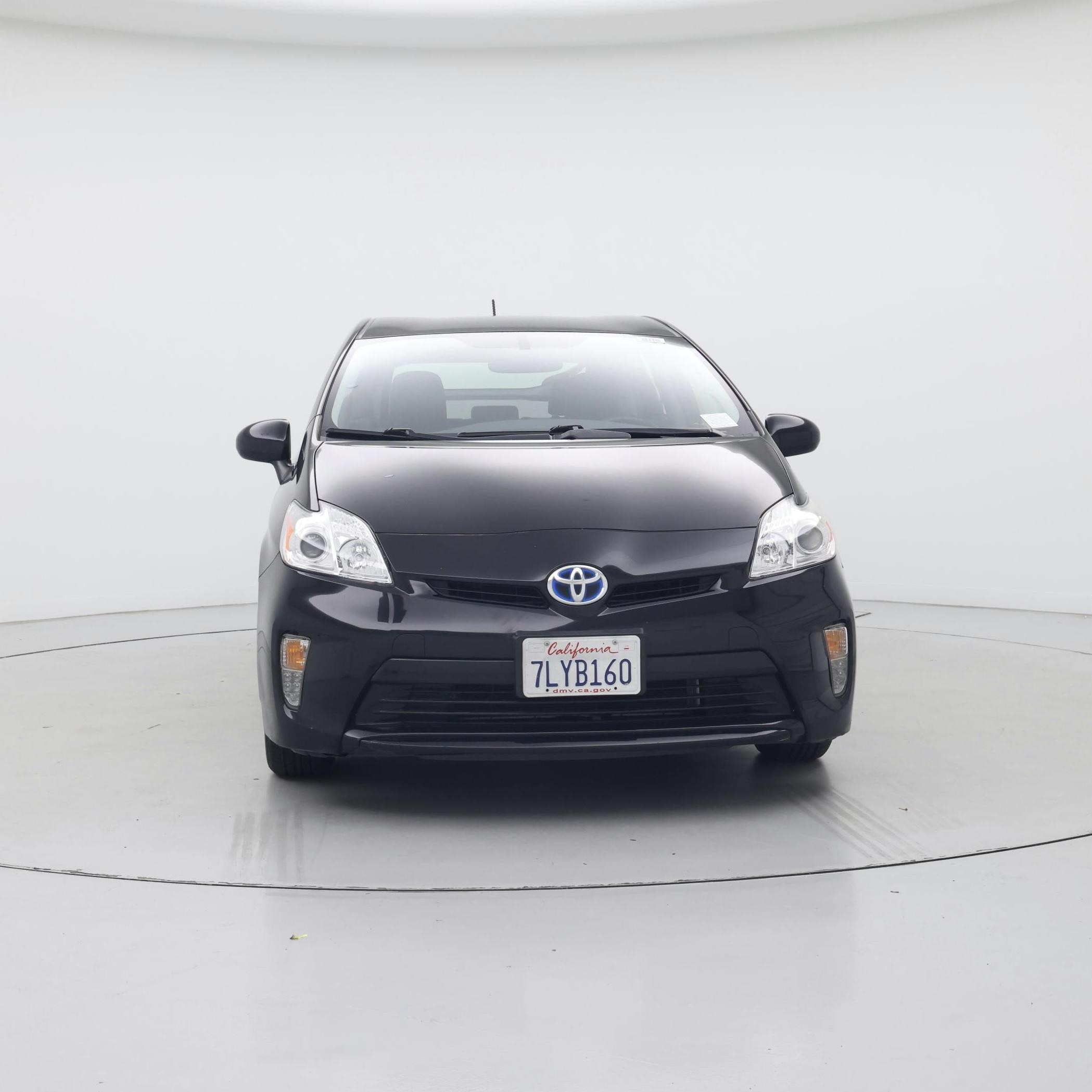 Thumbnail: 2015 Toyota Prius - 5