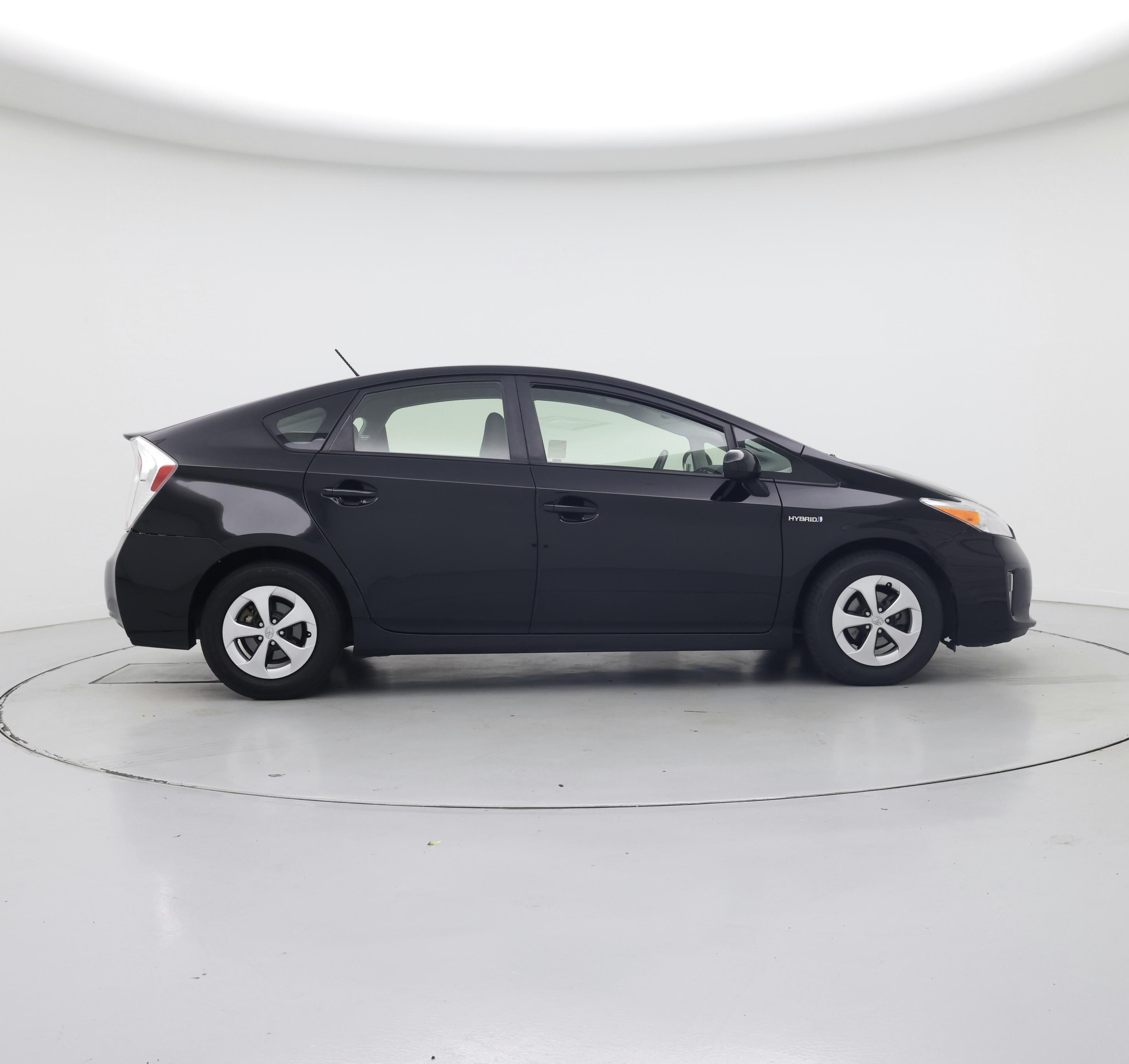 Thumbnail: 2015 Toyota Prius - 7