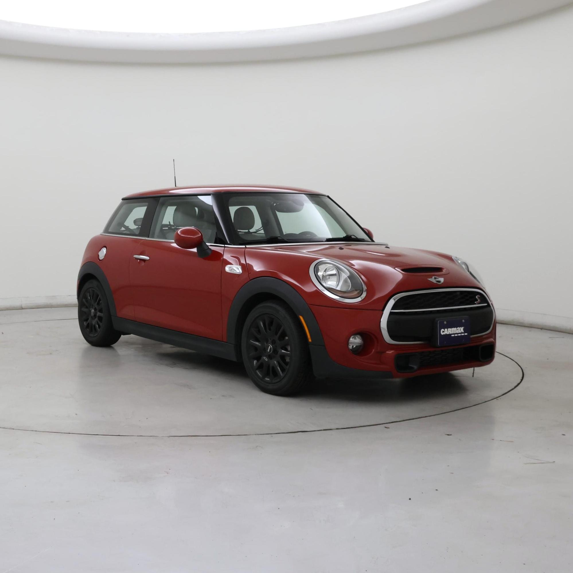 Red 2018 MINI Cooper Hatchback Front-Wheel Drive Automatic