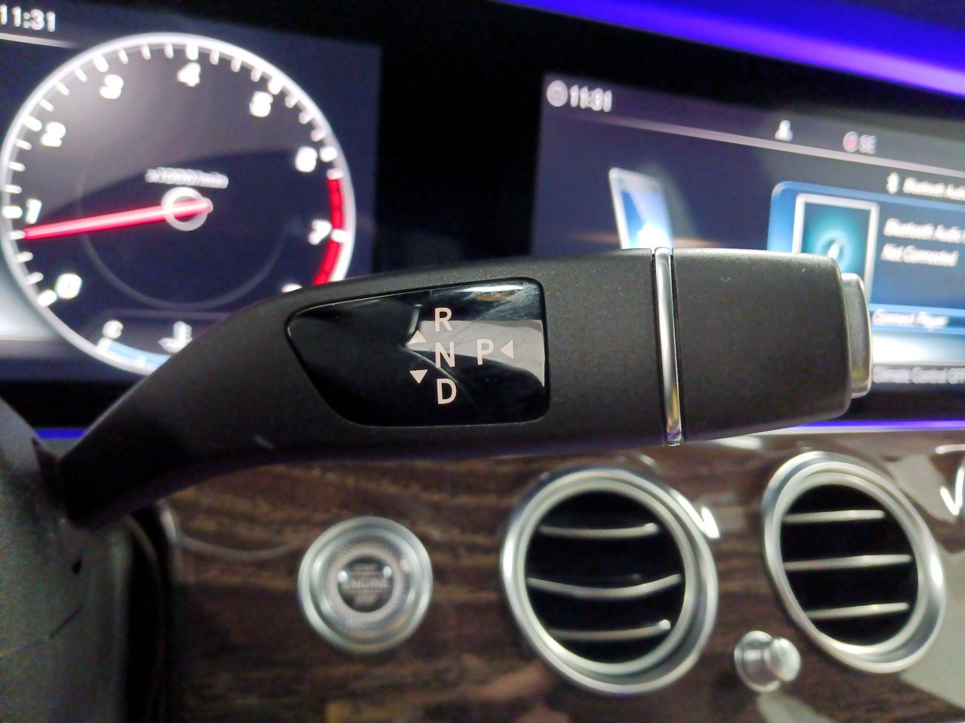 Thumbnail: 2020 Mercedes-Benz E-Class - 14